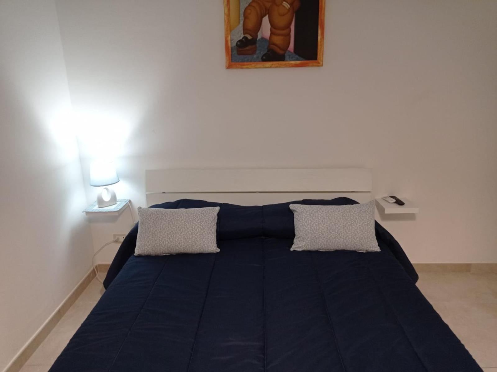 Studio Apartment photo 1