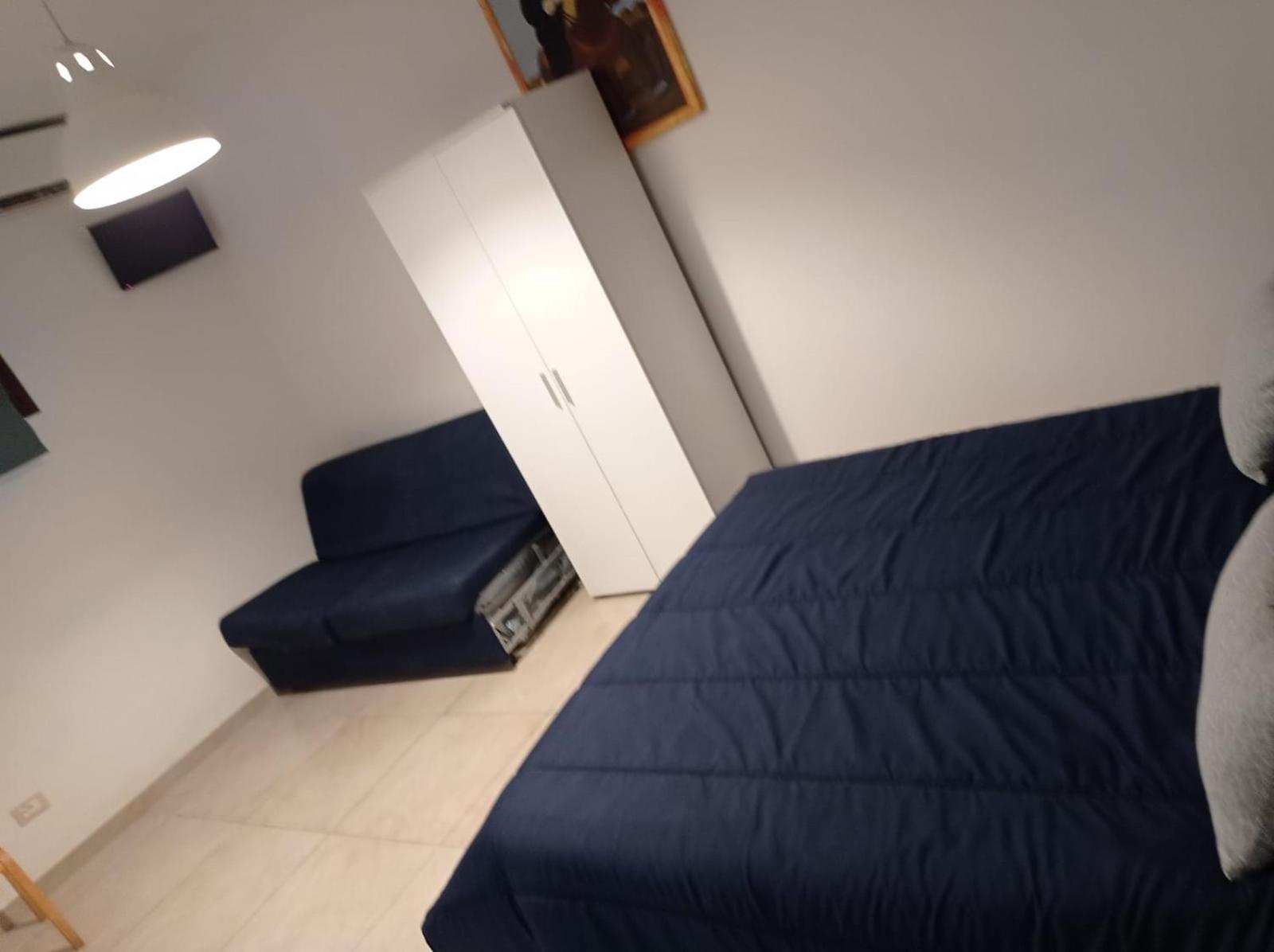 Studio Apartment photo 3