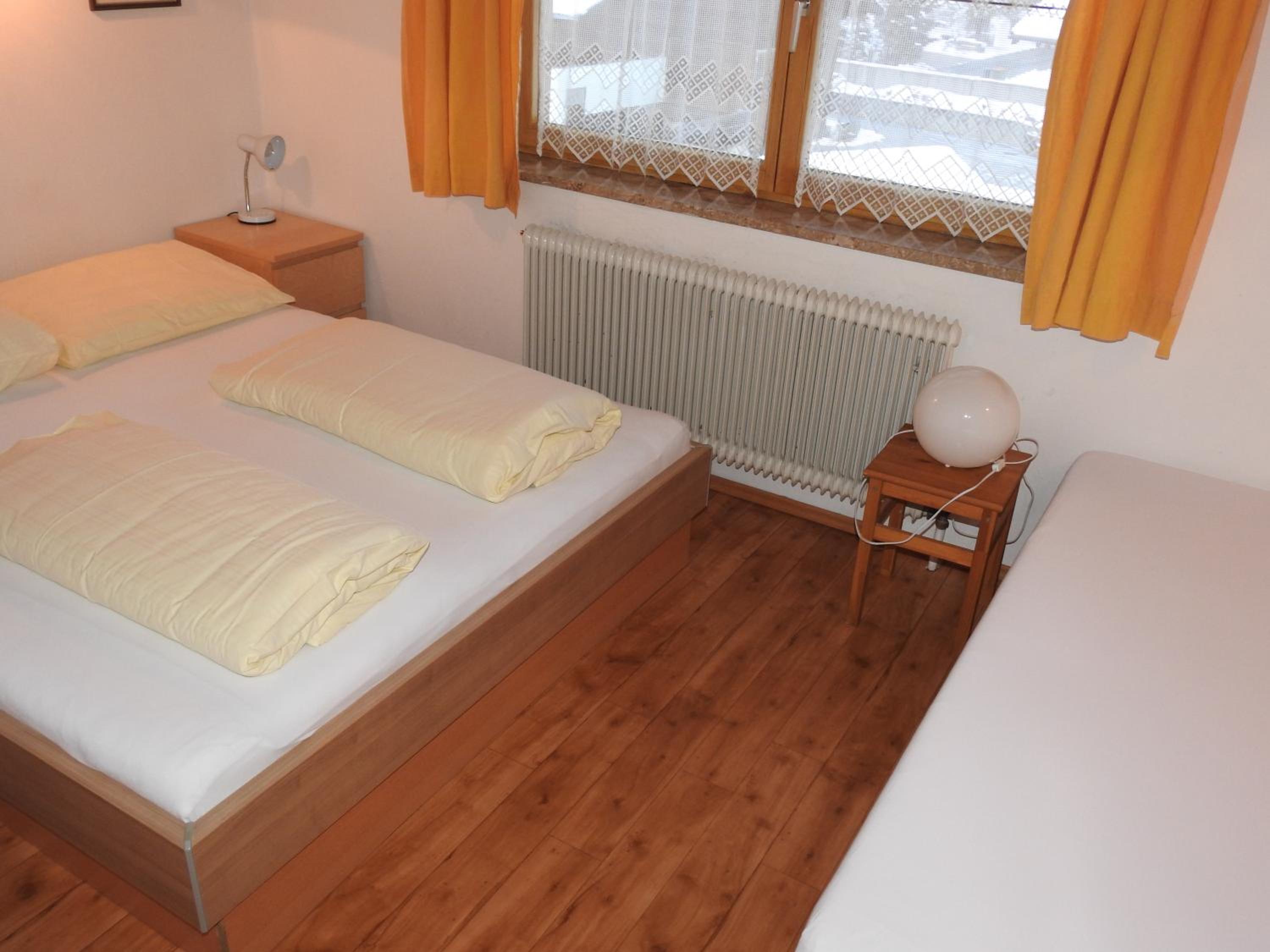 Three-Bedroom Apartment with Balcony photo 1