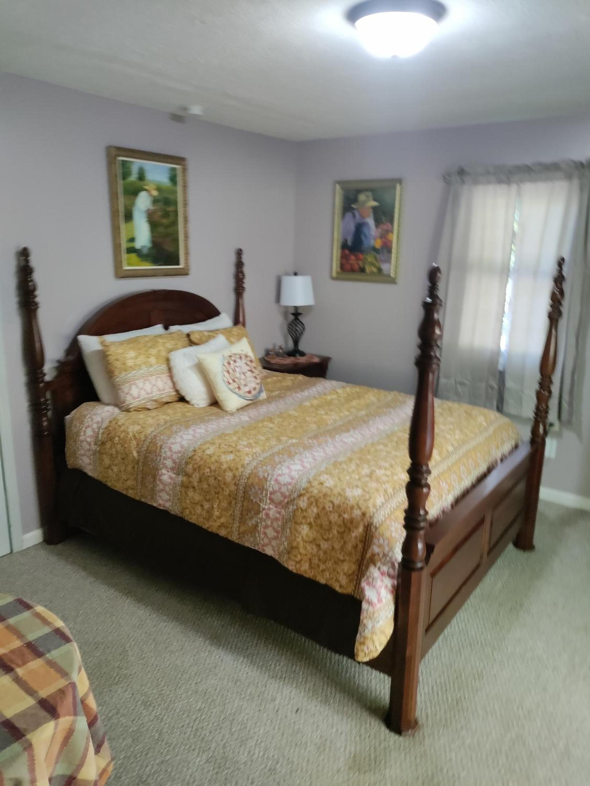 Queen Room