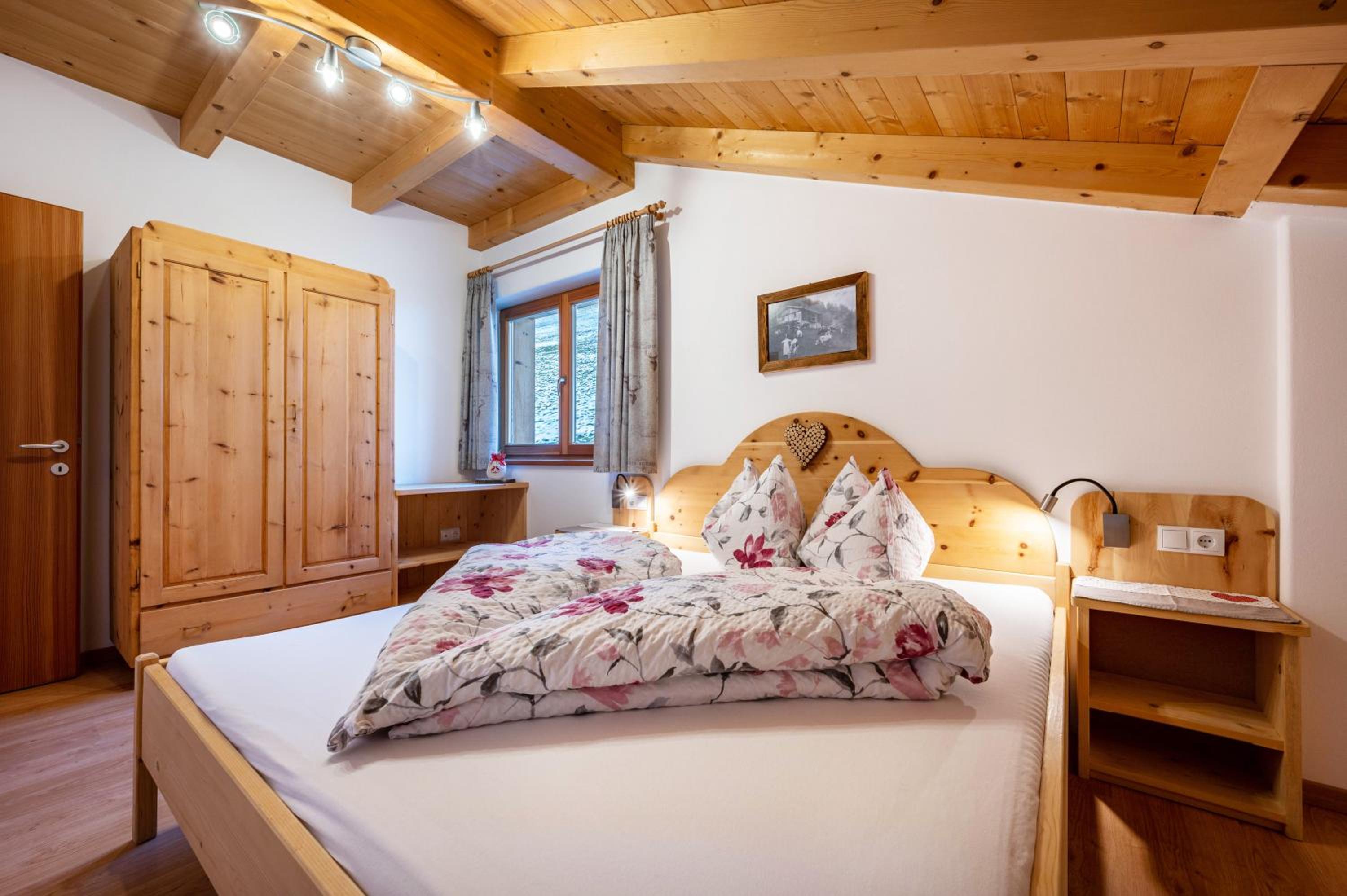Two-Bedroom Deluxe Apartment with Garden View