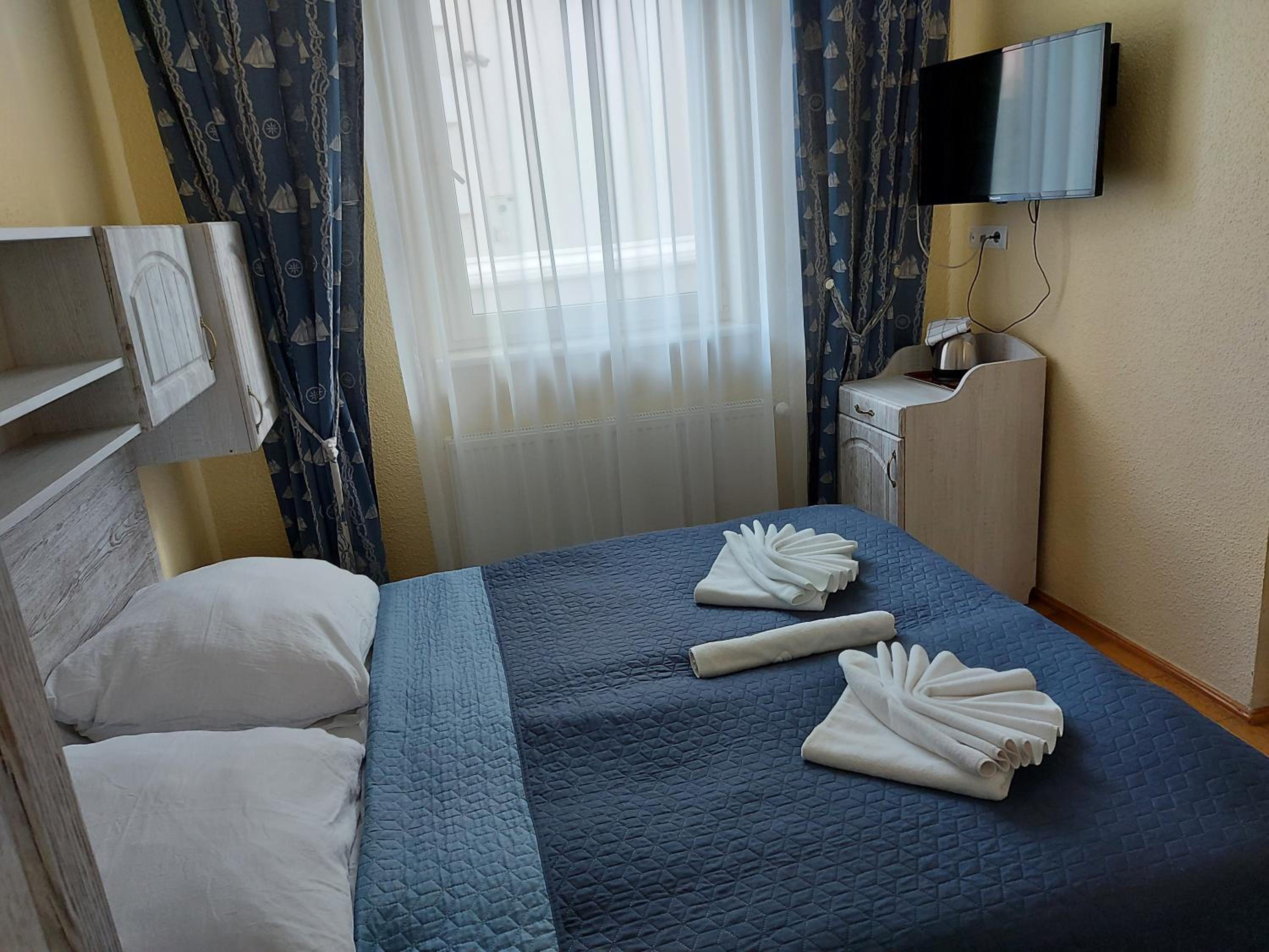 Economy Double Room photo 1