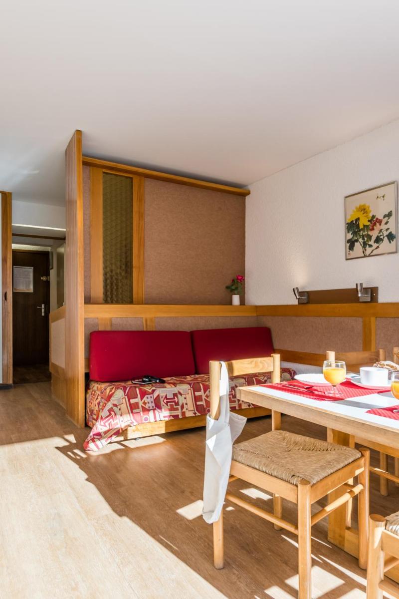Studio with Sleeping Alcove (4 People)