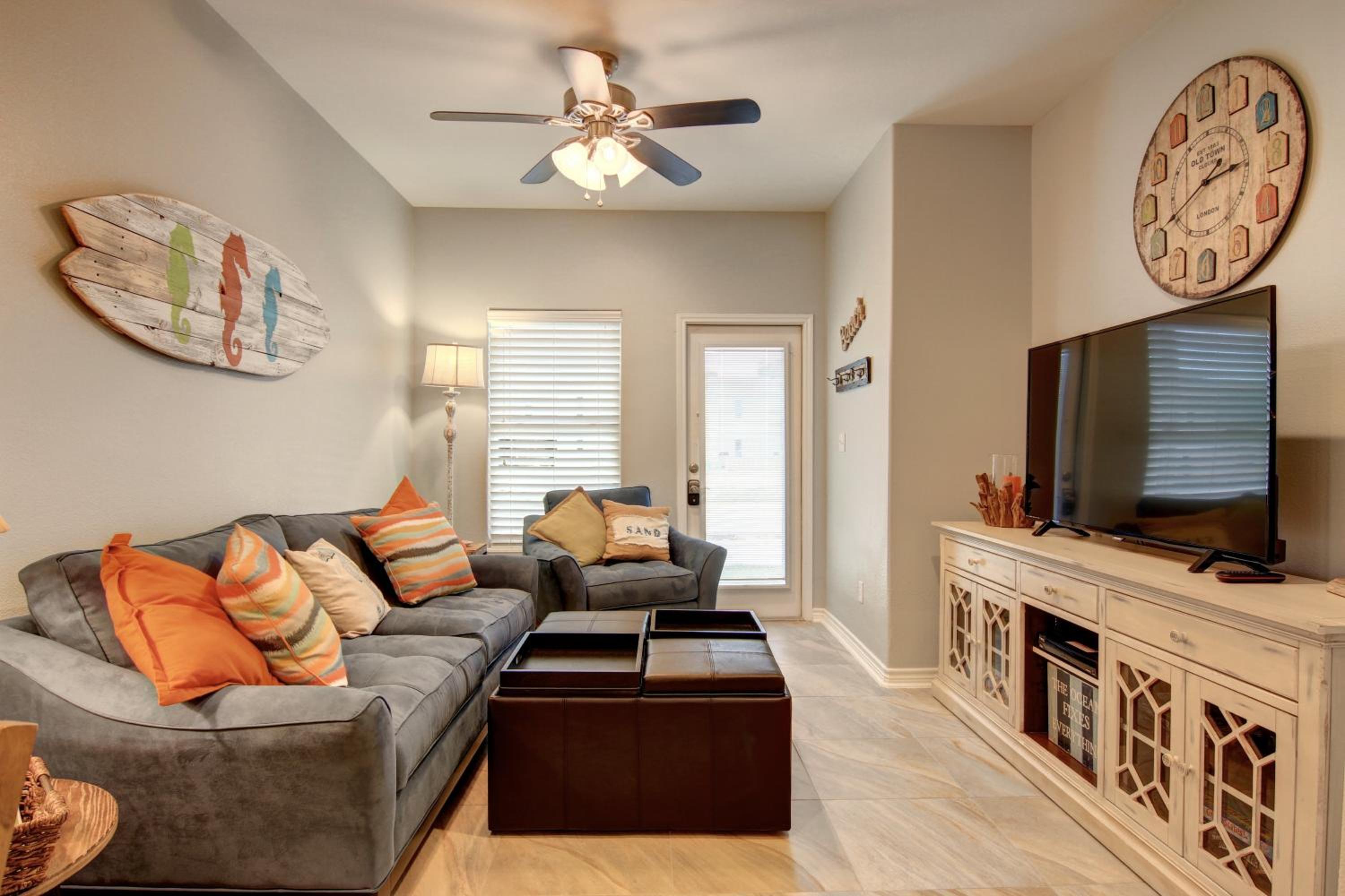 Apartment photo 1