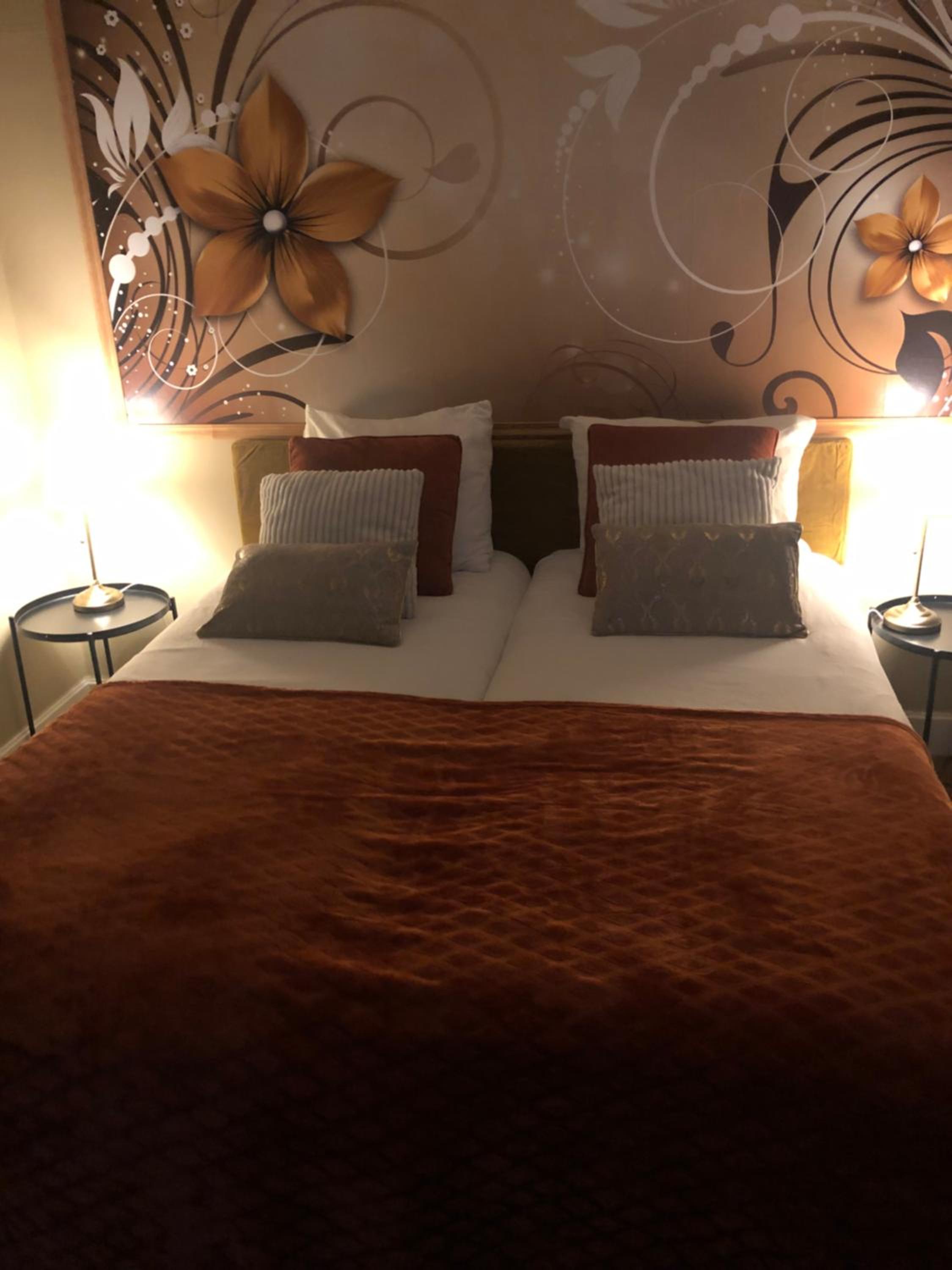 Double Room with Private External Toilet  - Photo 1