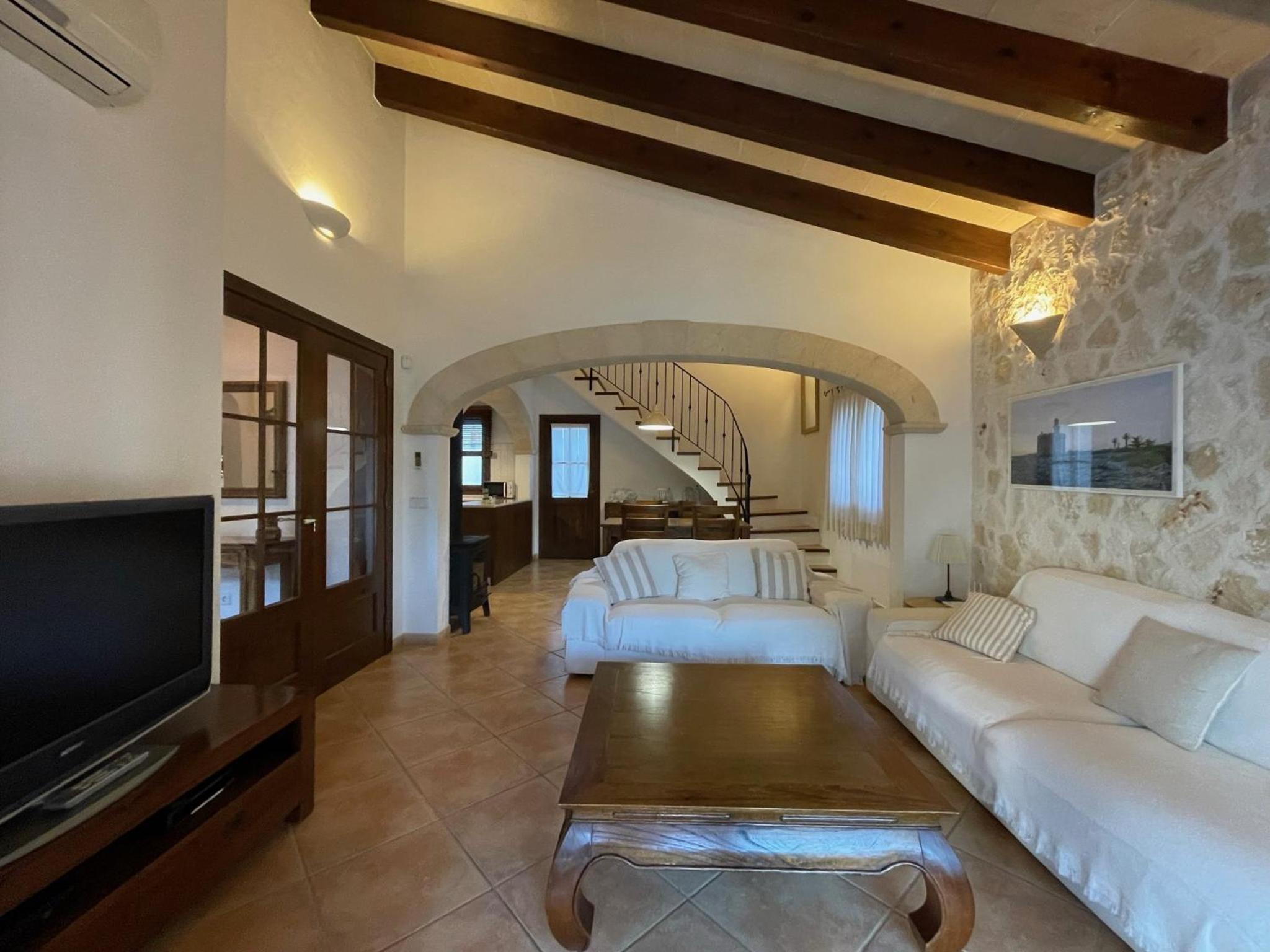 Villa photo 3
