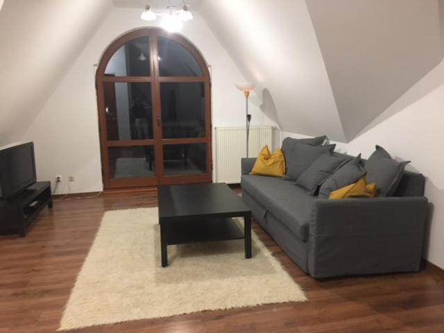 Apartment with Mountain View photo 2