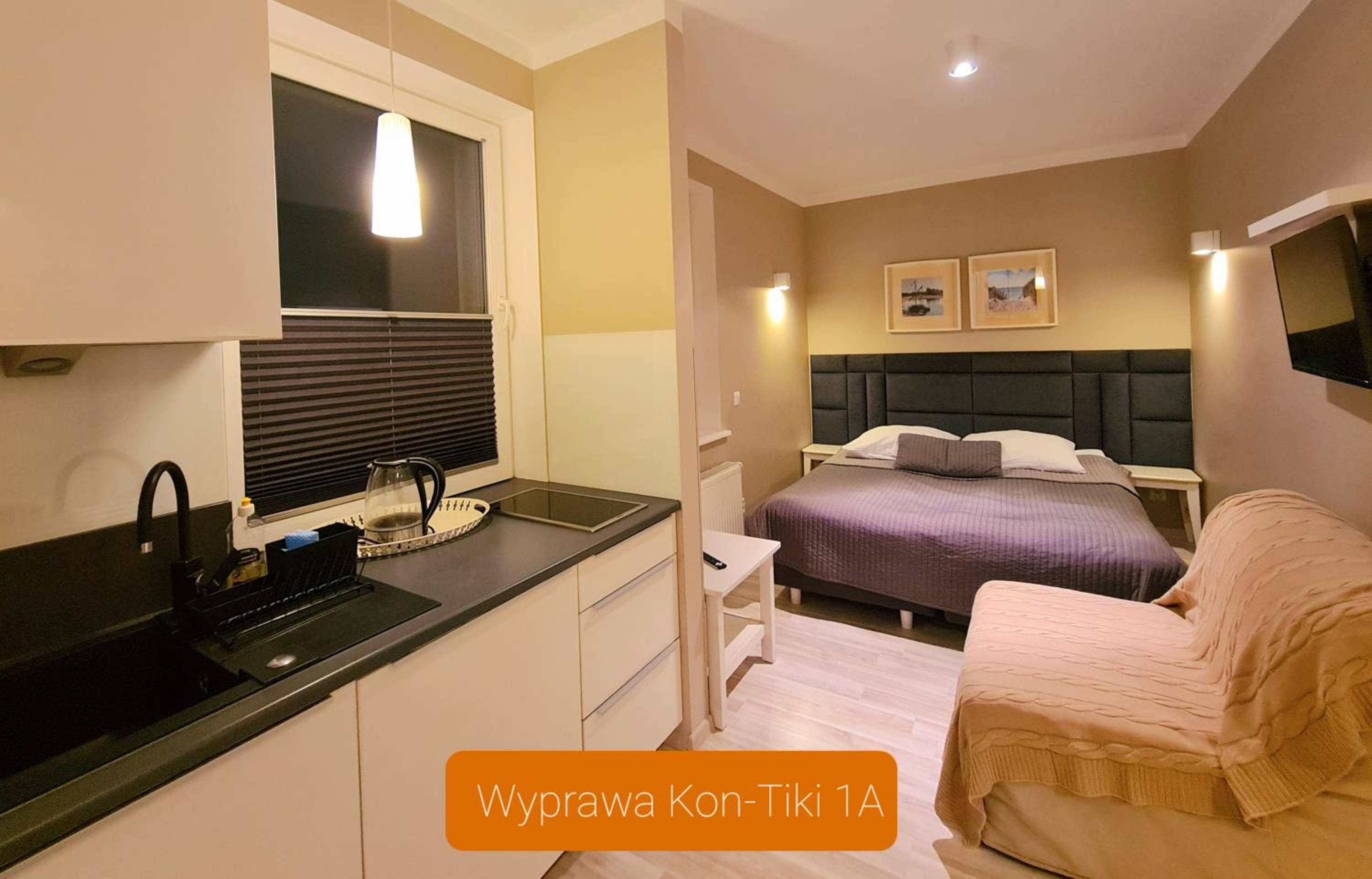 Studio Apartment photo 1