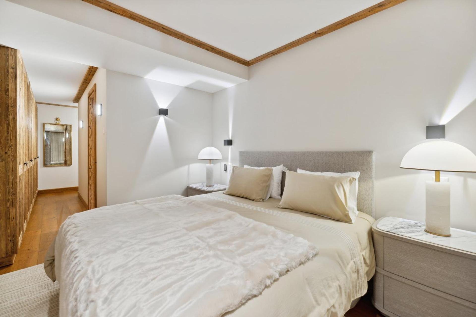 Two-Bedroom Deluxe Apartment photo 1