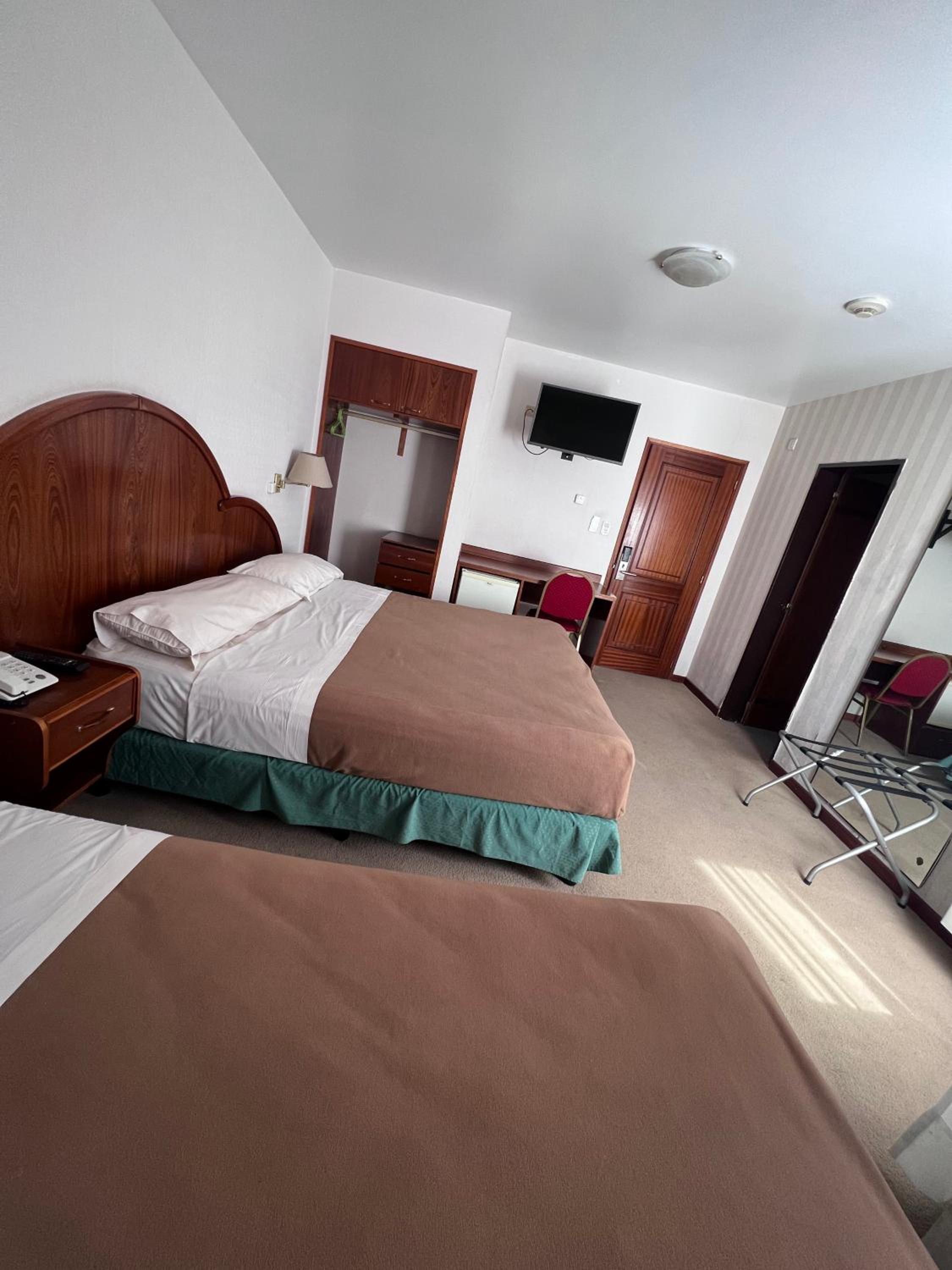 Superior Triple Room photo 3
