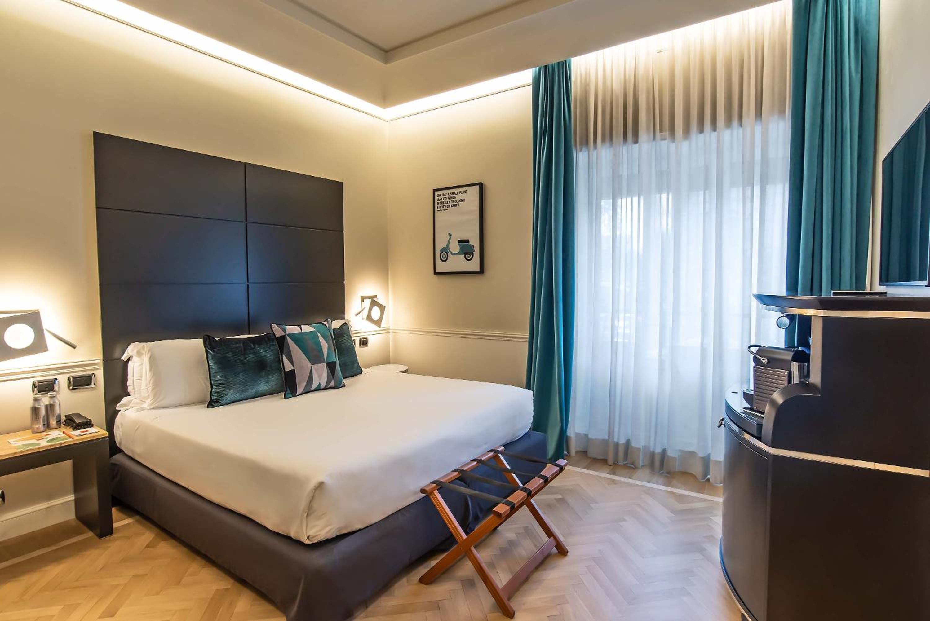 Executive Double or Twin Room with City View photo 1