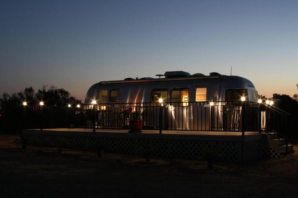 Mobile Home photo 3