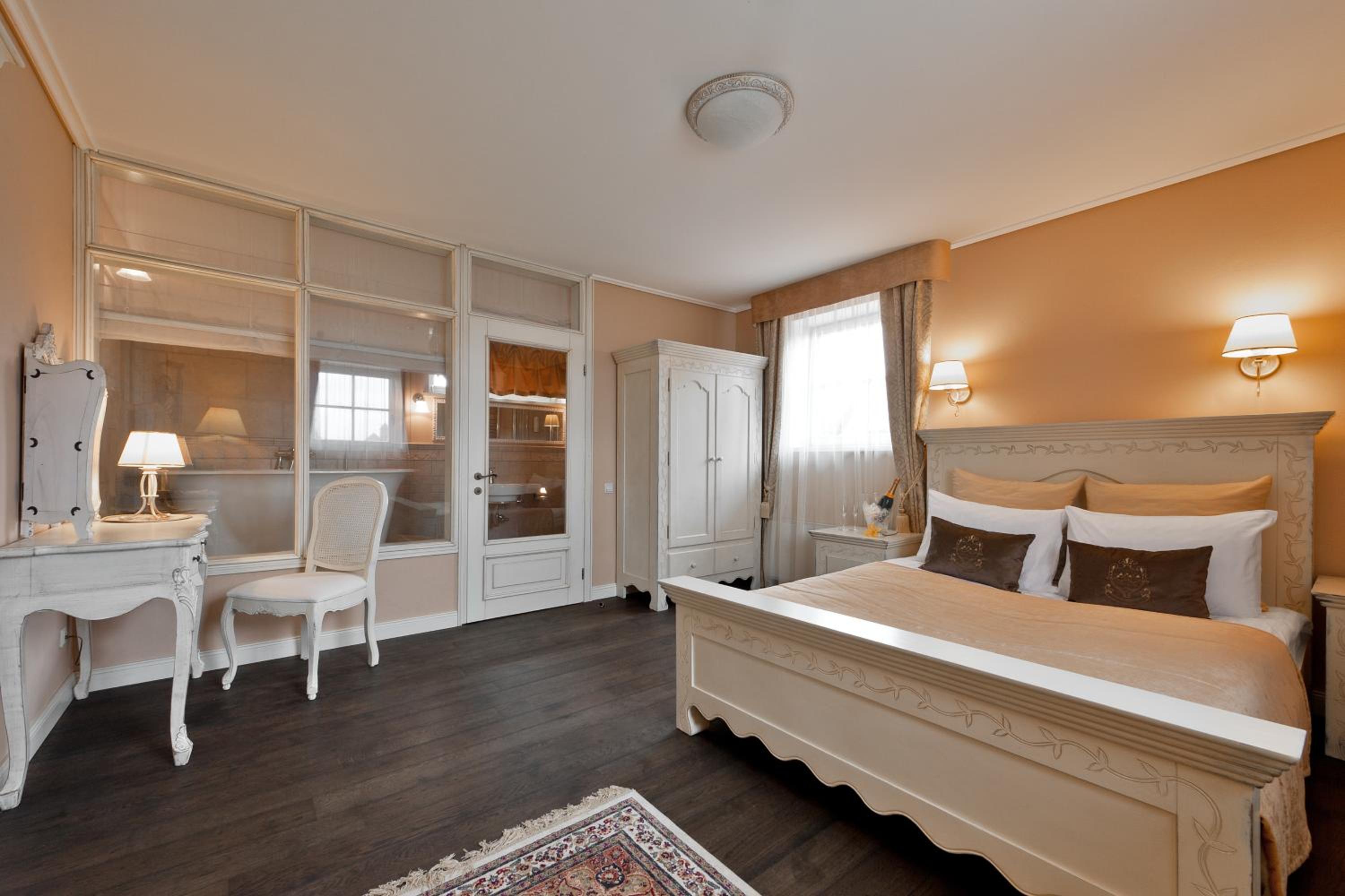 Deluxe Double Room - Photo 7