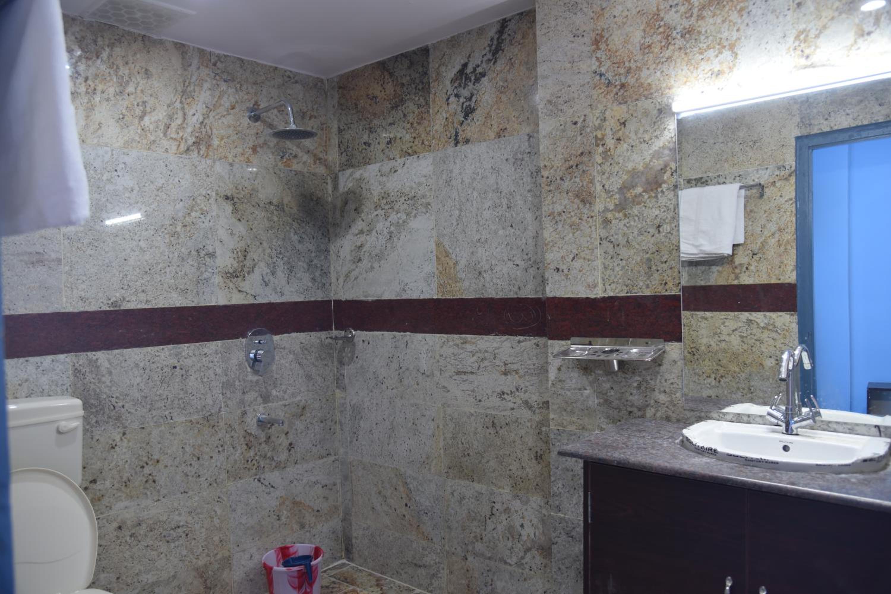 Deluxe Double Room with Balcony - Photo 2