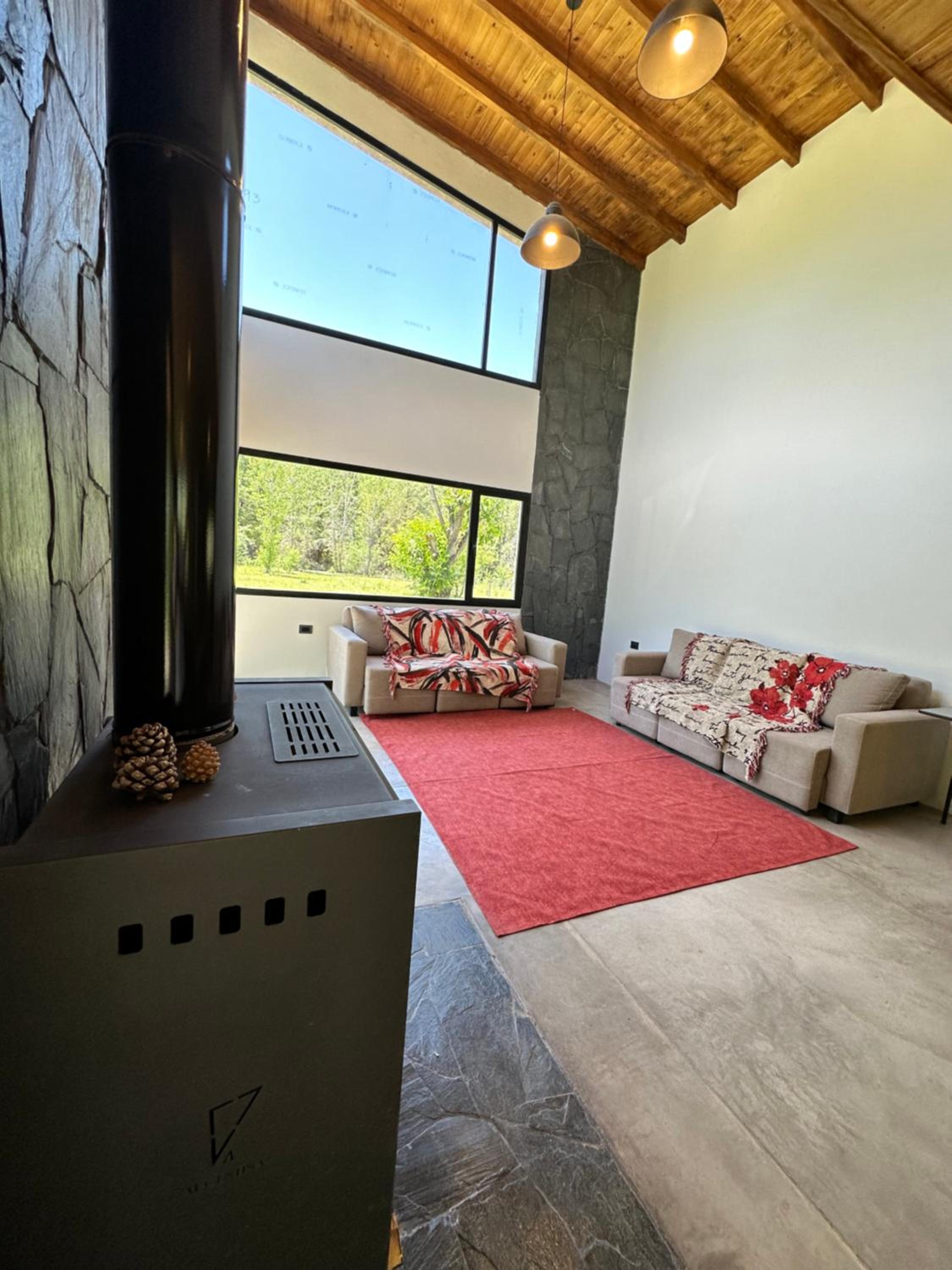 One-Bedroom House photo 1