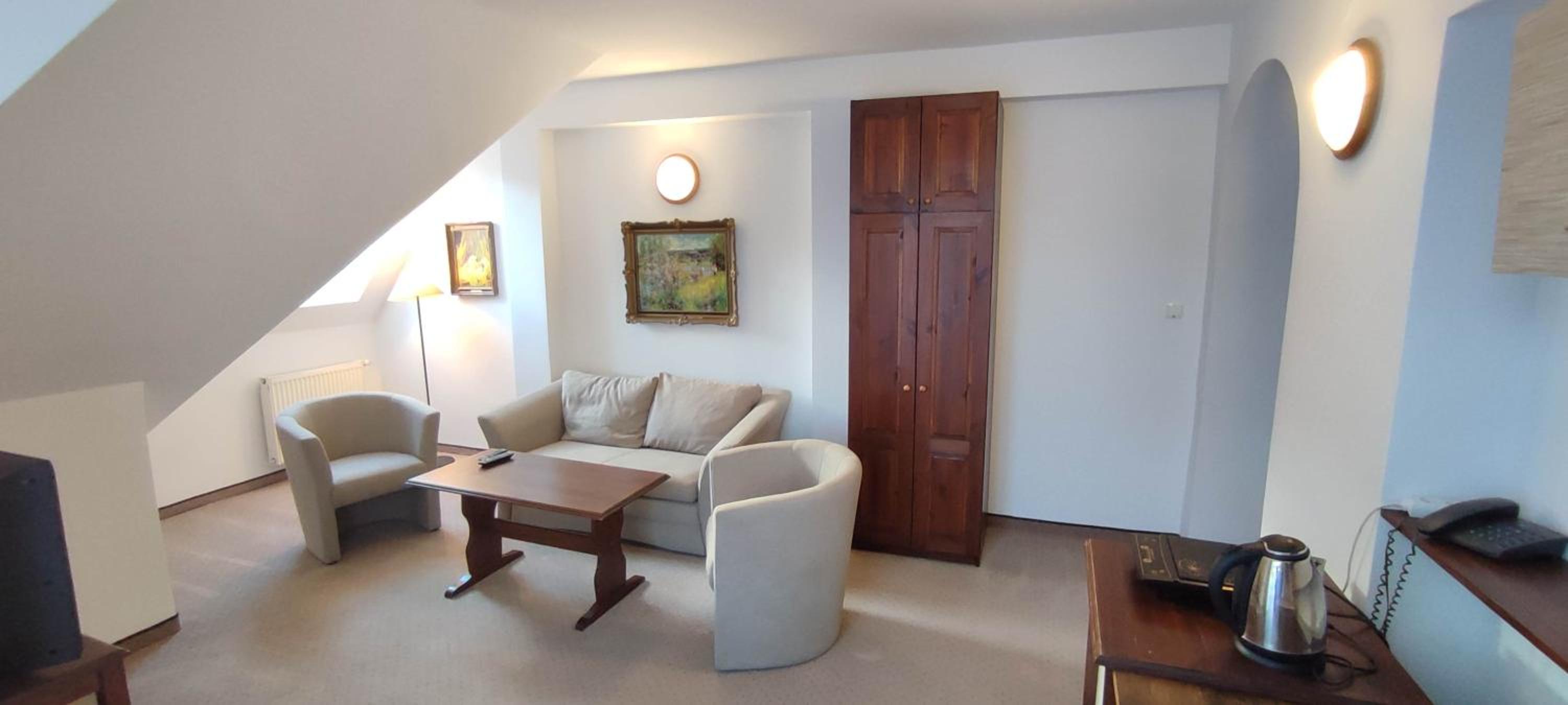 Apartment with Balcony photo 1