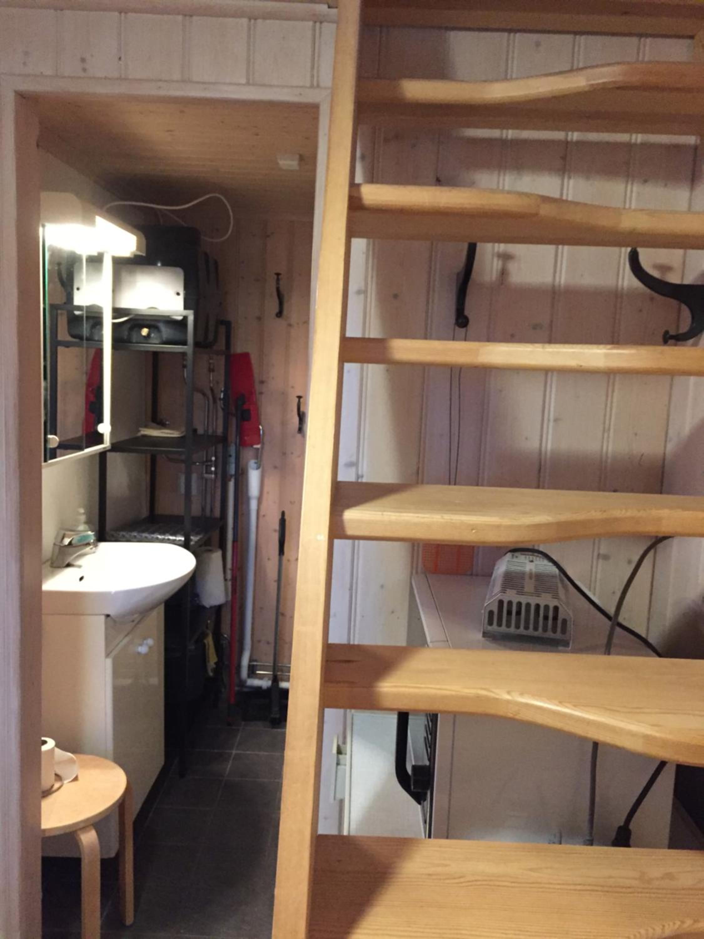 One-Bedroom Apartment - Photo 7