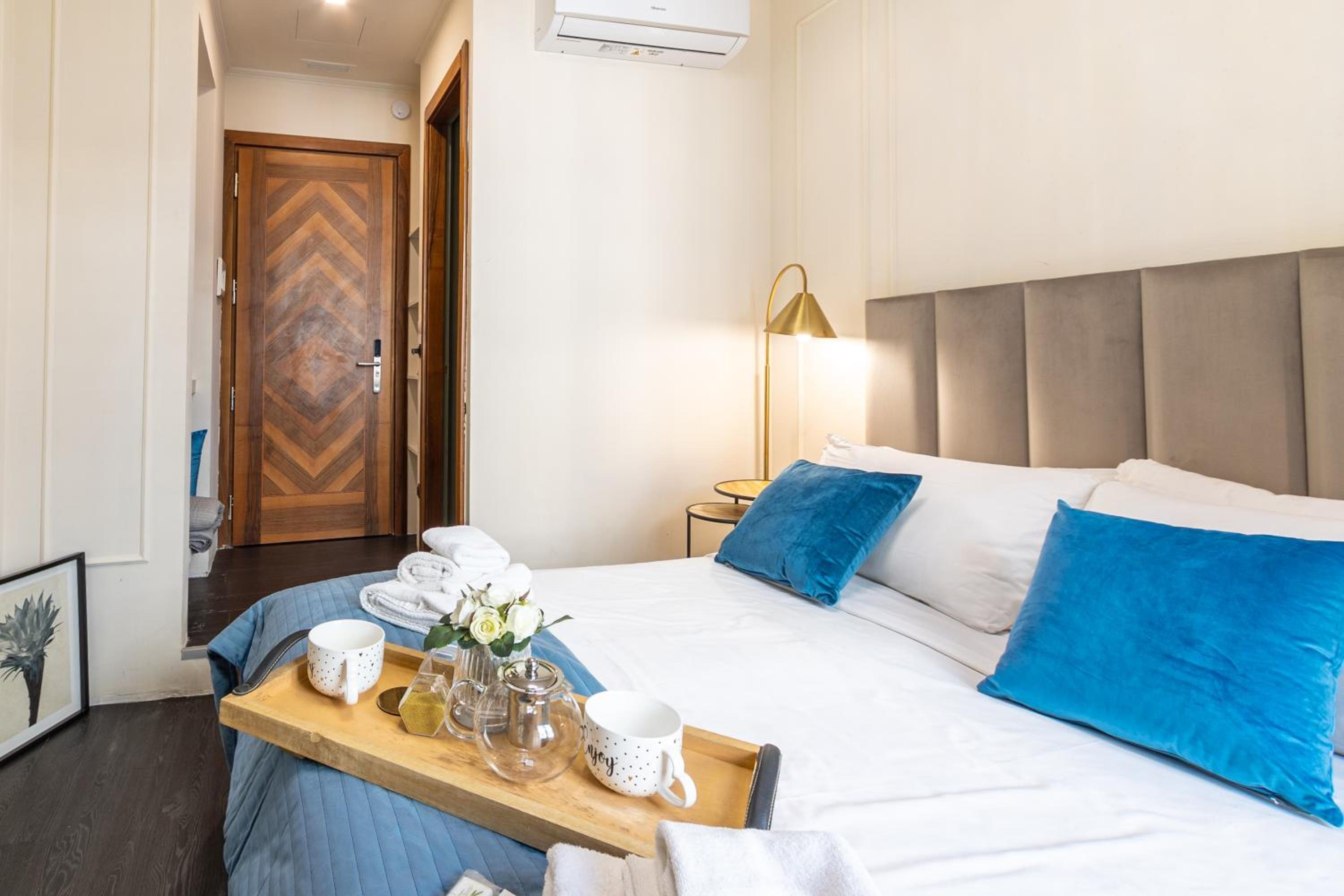 Double Room With Private Bathroom