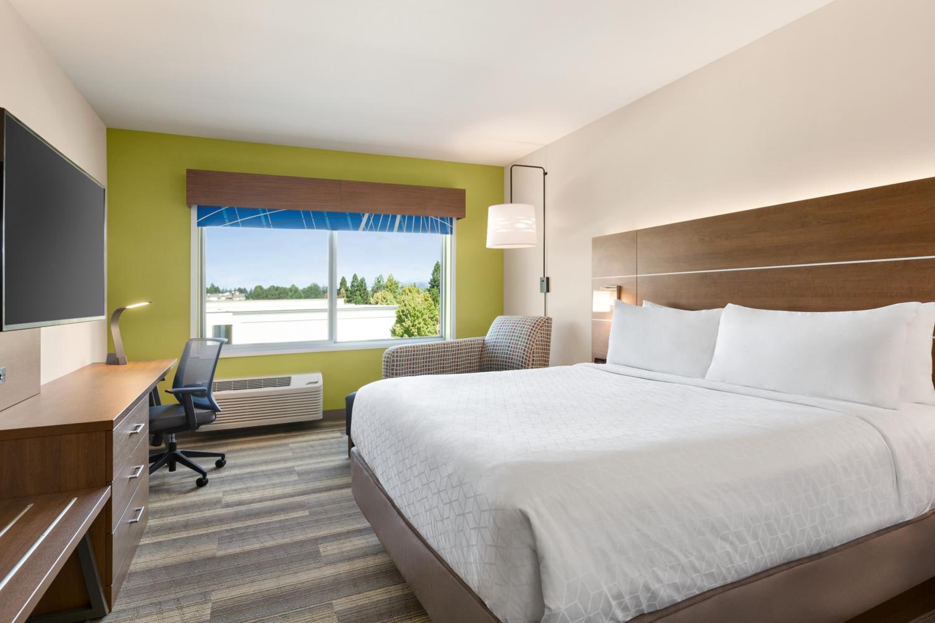Standard King Room - Photo 1
