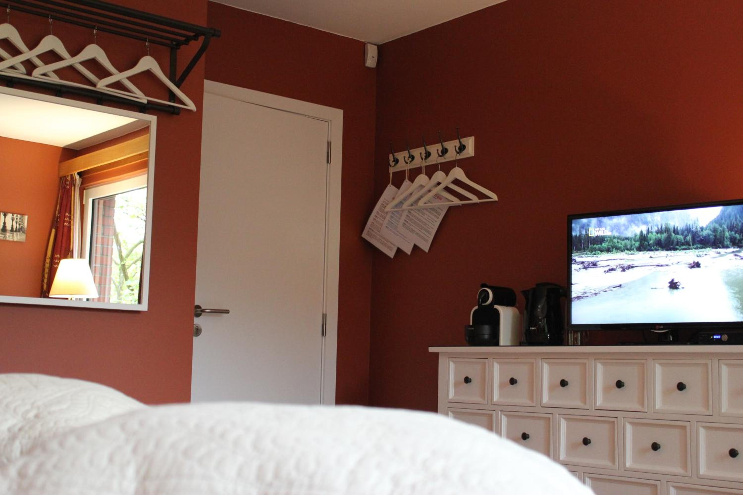 Superior Double Room With Garden View photo 3