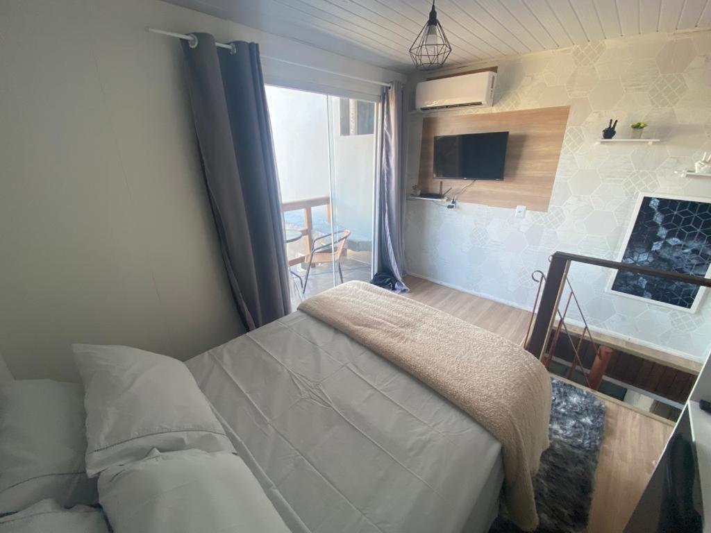 Apartment - Split Level - Photo 1
