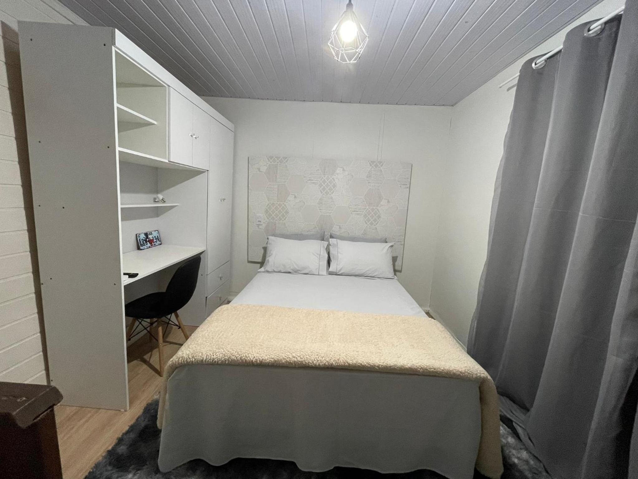 Apartment - Split Level - Photo 2