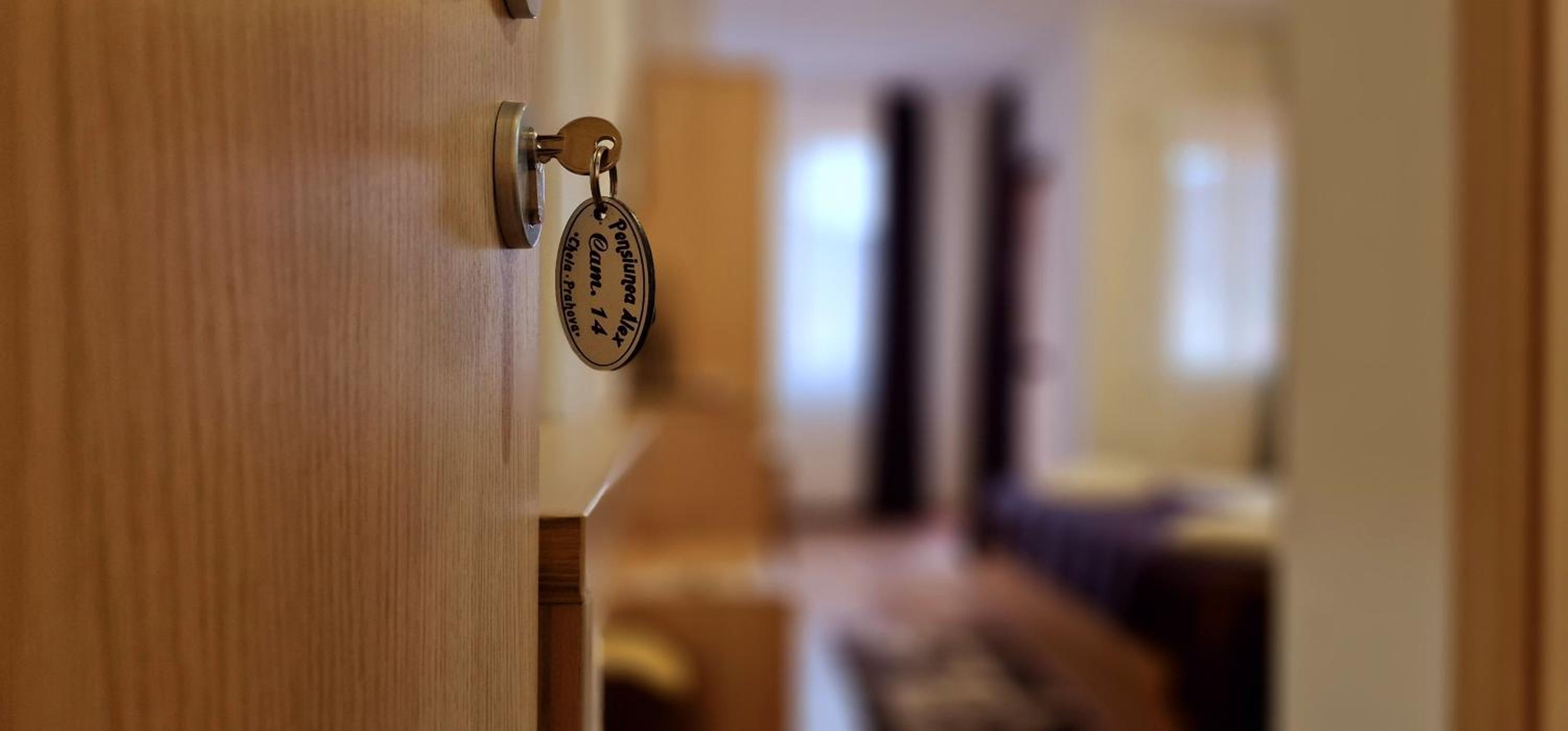 Double Room with Balcony - Photo 1