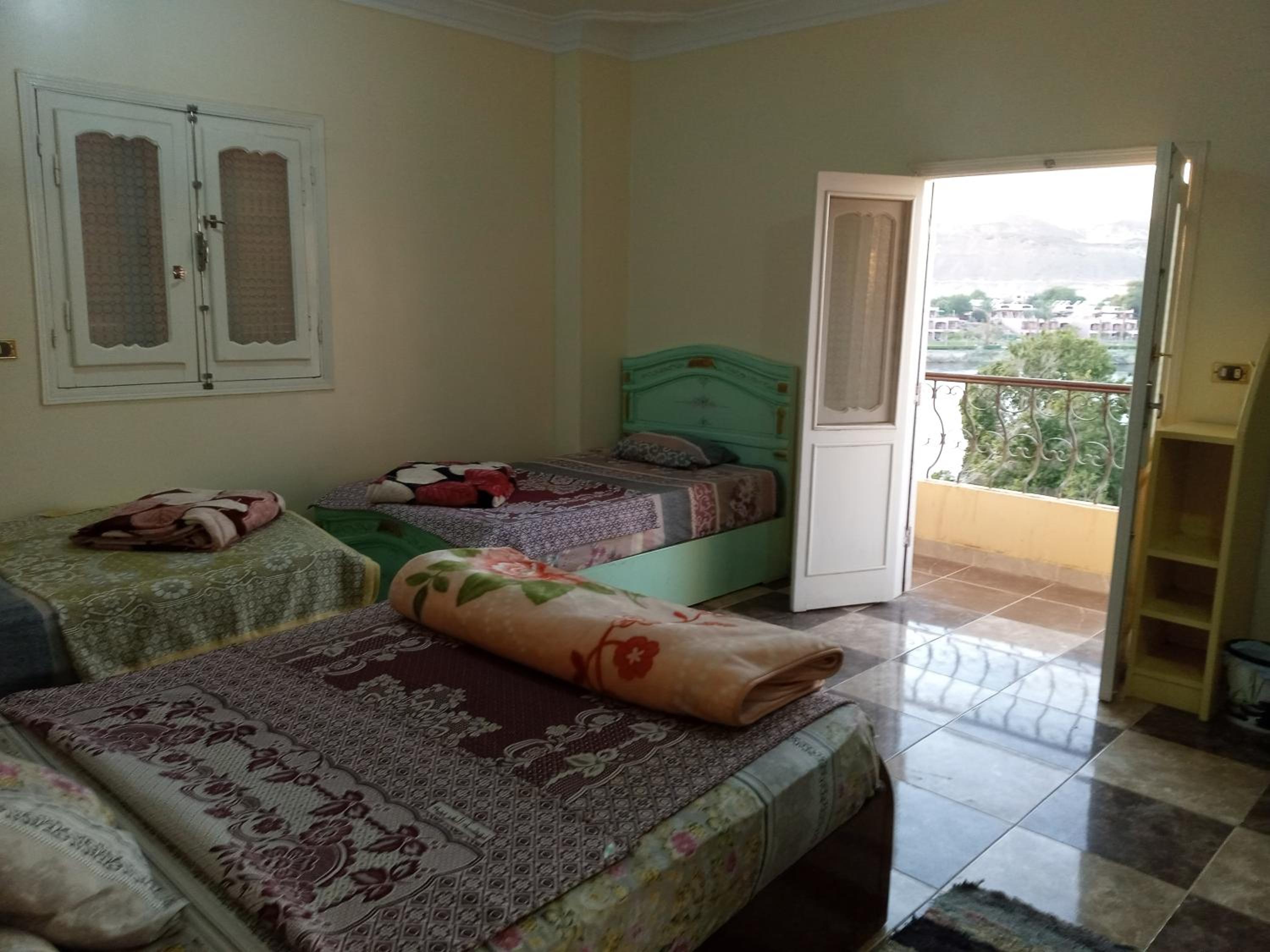 Triple Room with View - Photo 4