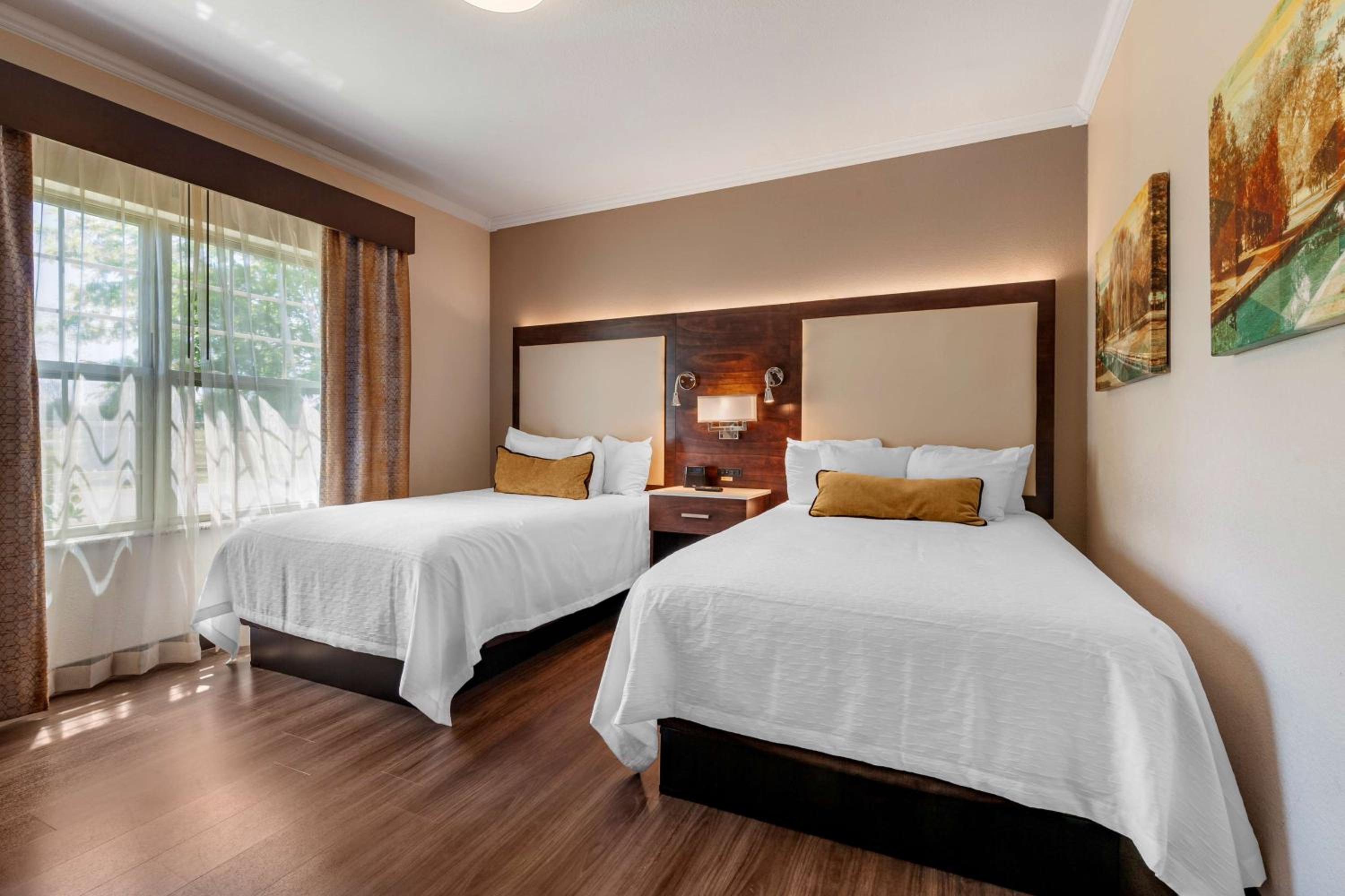 Two-Bedroom Suite - Non-Smoking - Photo 5