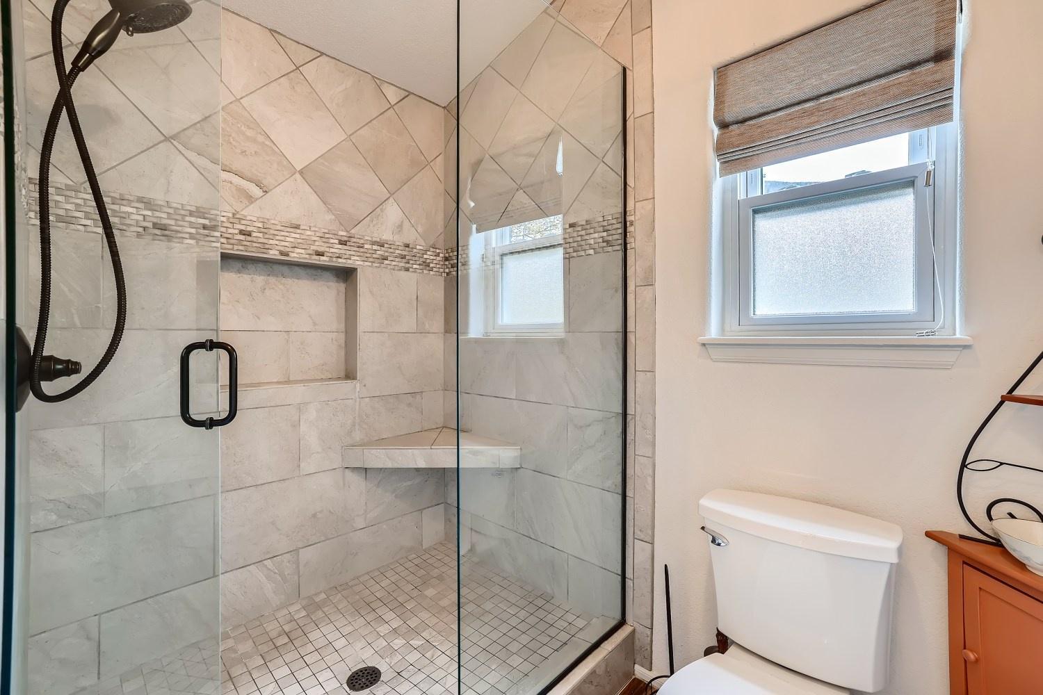 Two-Bedroom House photo 3
