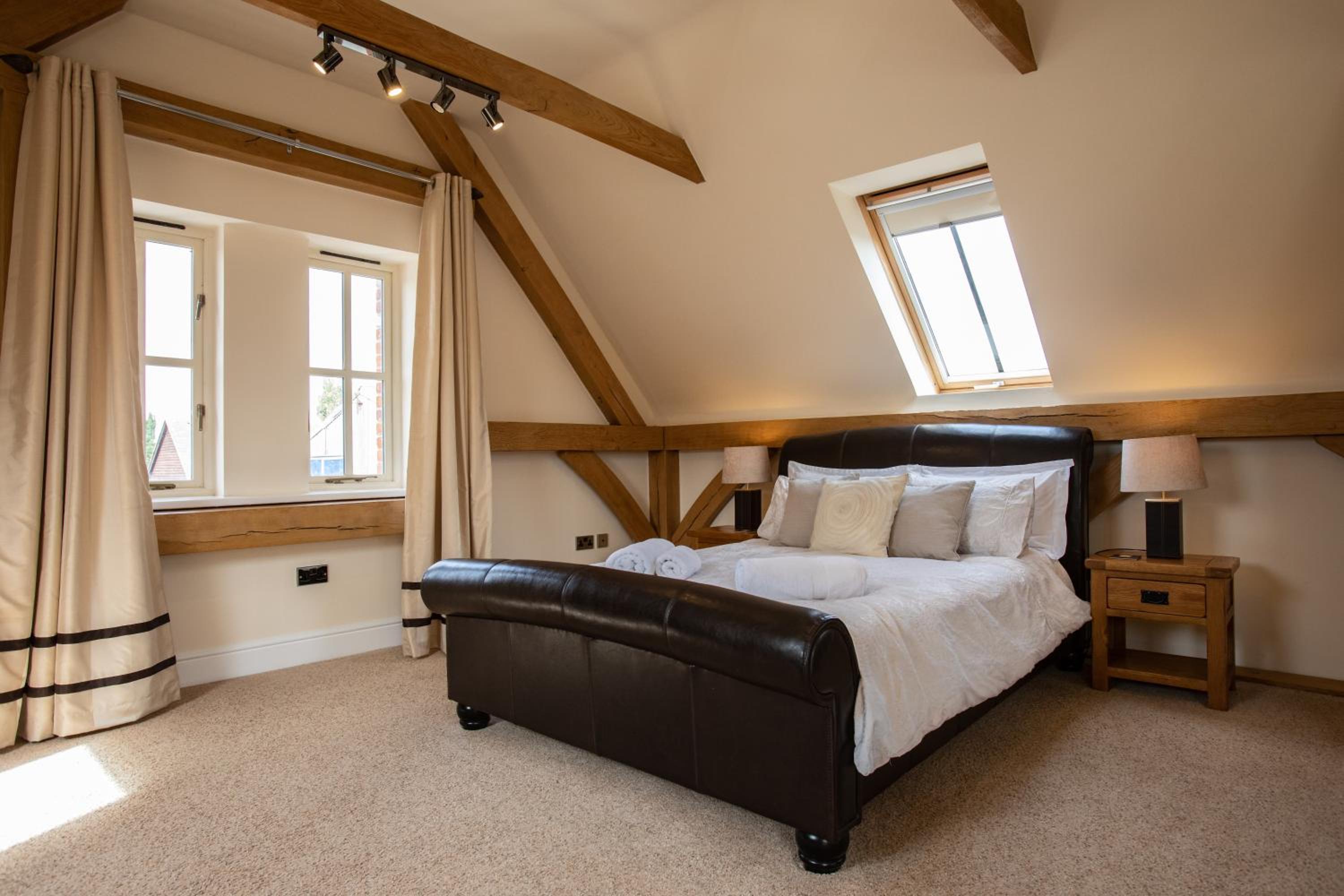 Luxury Two-Bedroom Barn  photo 2