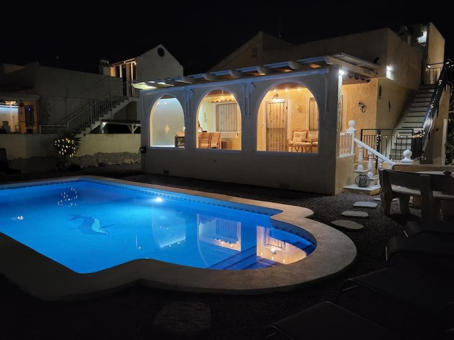 Three-Bedroom Villa photo 2