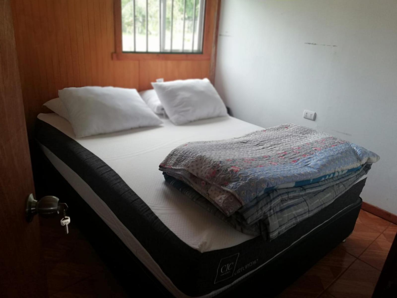 Three-Bedroom House photo 2