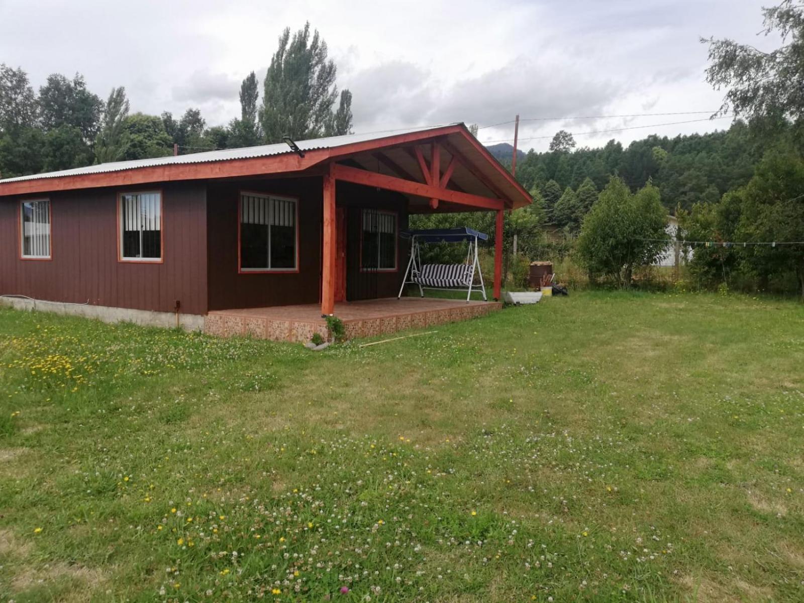 Two-Bedroom House photo 2