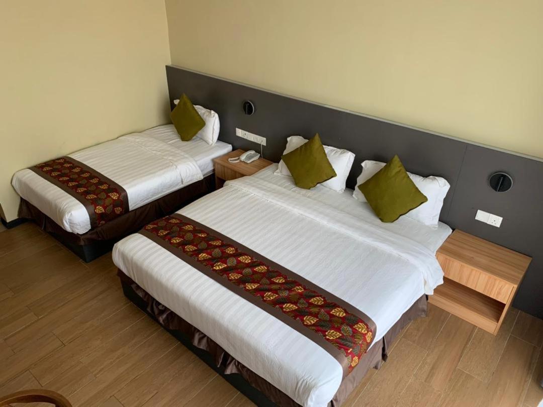 Deluxe Double or Twin Room with Balcony photo 3