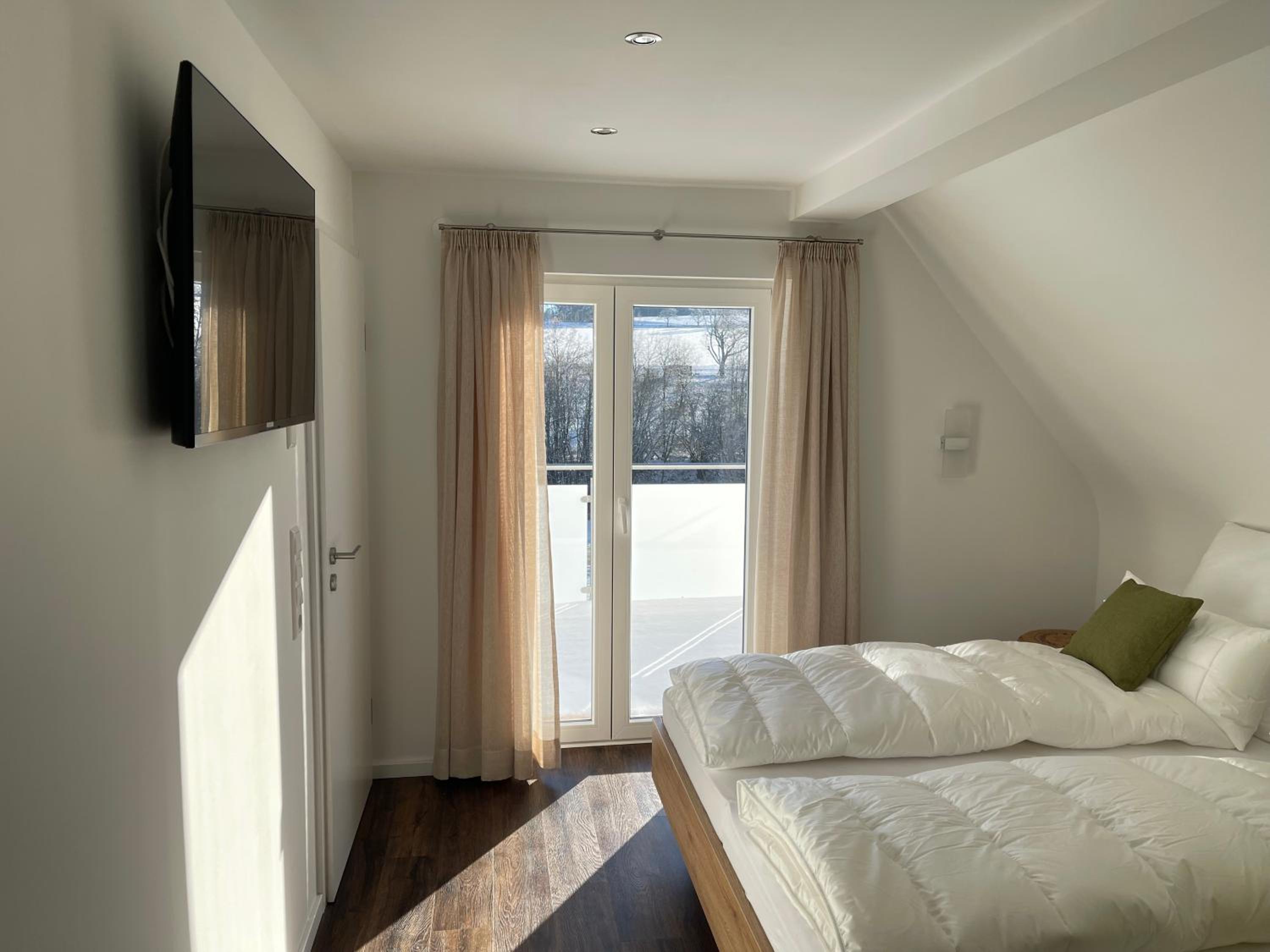 Deluxe Double Room with Balcony photo 1