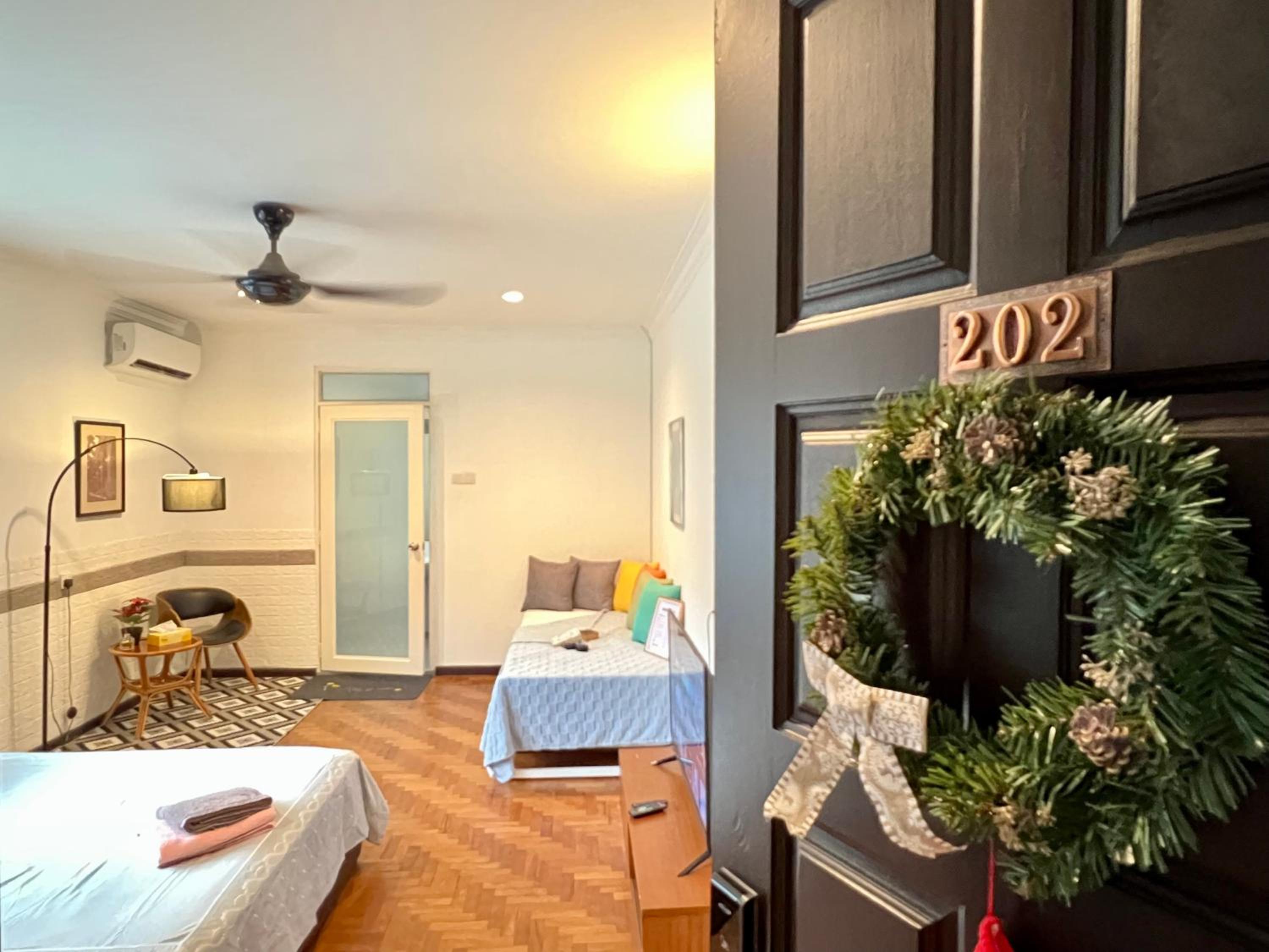 Deluxe Double Room with Private Bathroom 202 photo 2