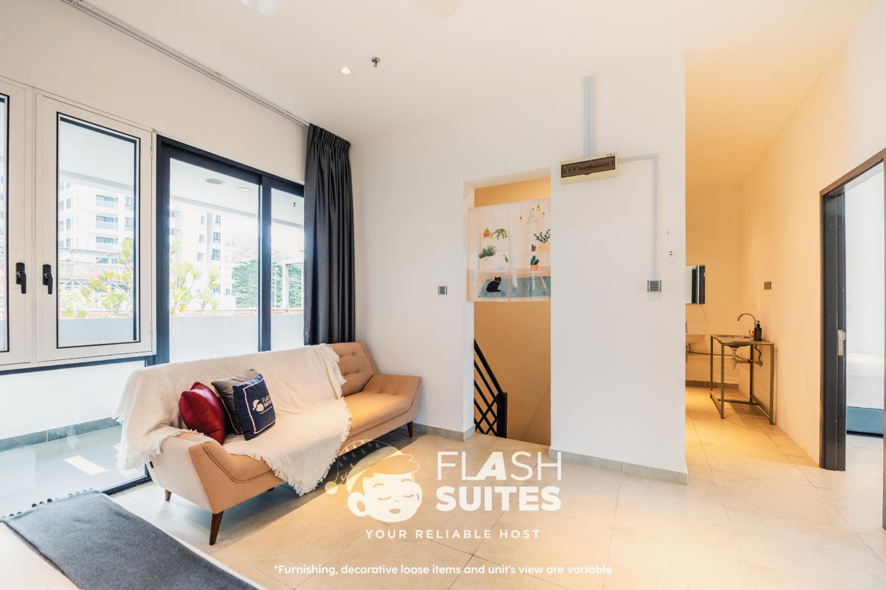 Premium Three-Bedroom Duplex Suite with Balcony - Photo 11