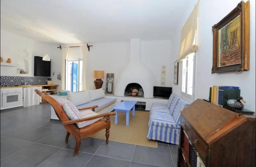 Villa photo 1