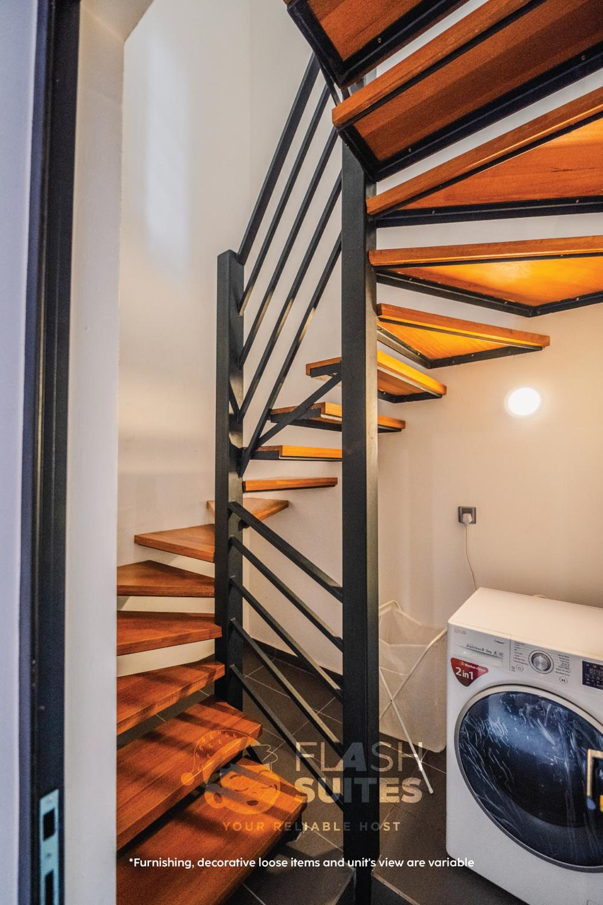 Premium Three-Bedroom Duplex Suite with Balcony - Photo 13