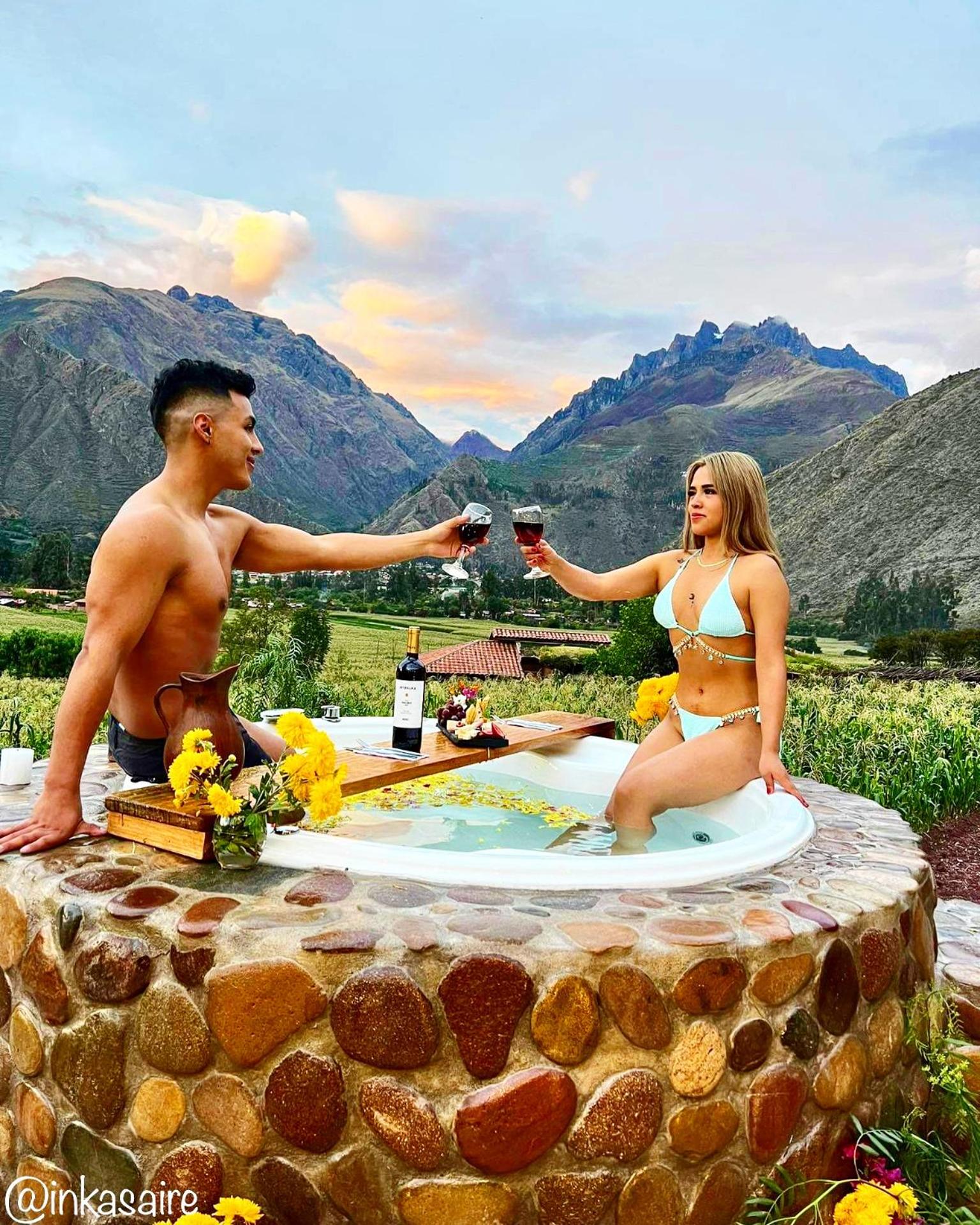 Deluxe King Suite with Valley View photo 1