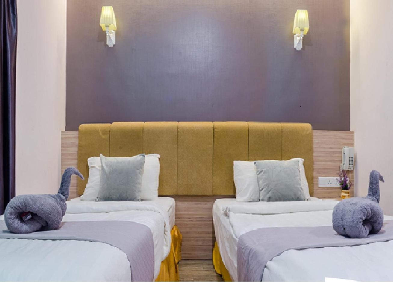 Twin Room with City View photo 1