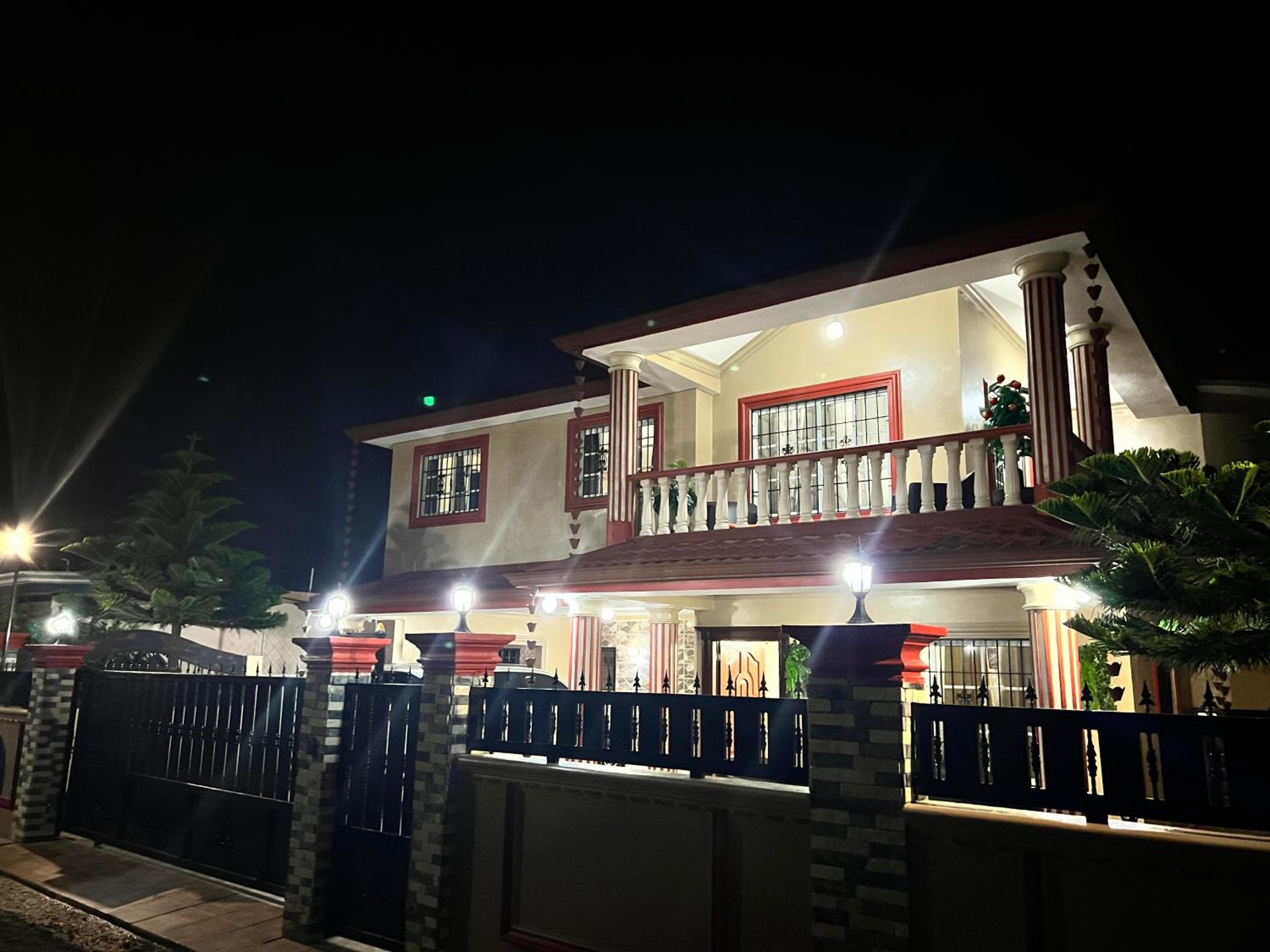 Villa photo 2