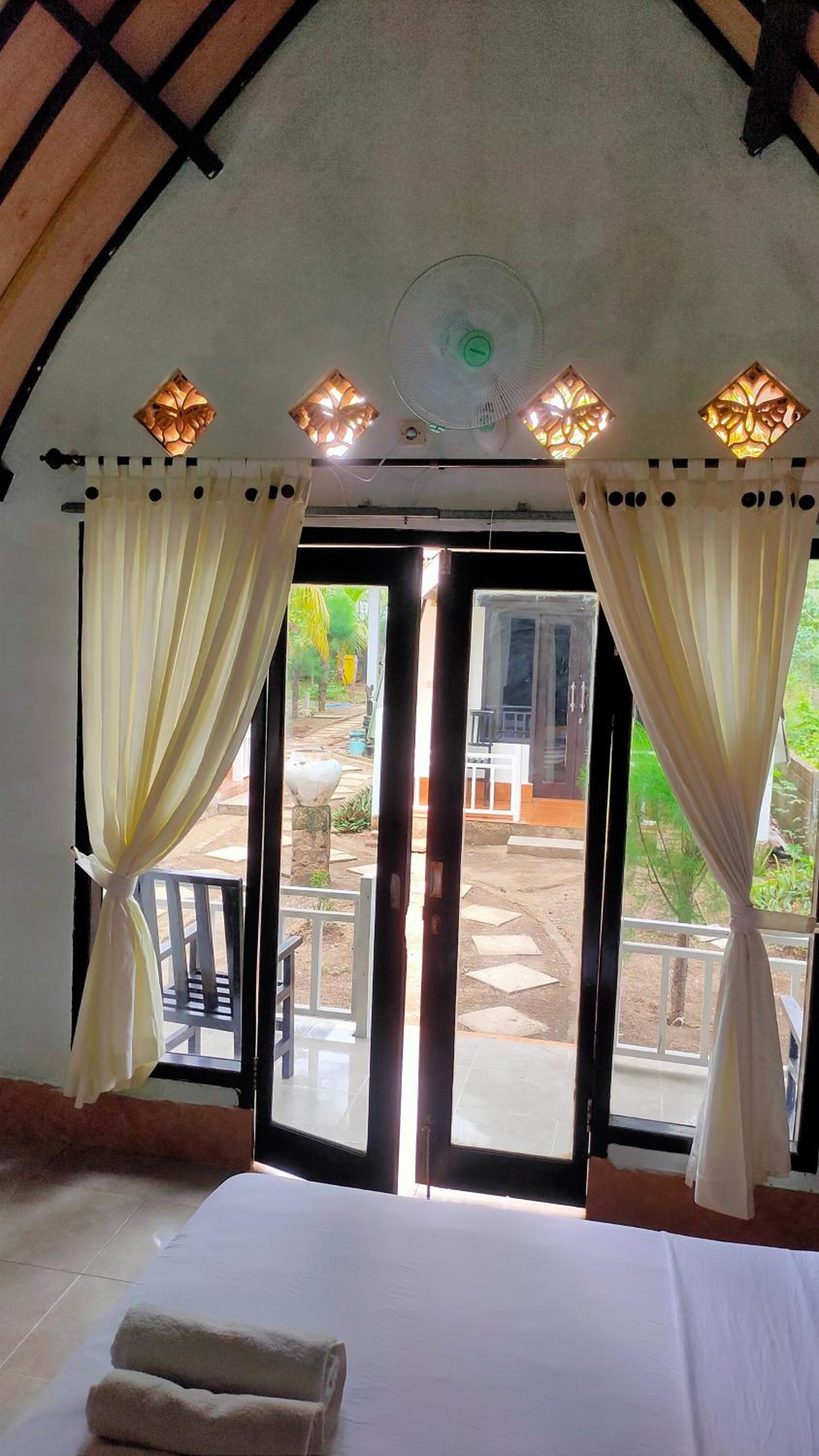 Standard Double Room with Fan photo 1