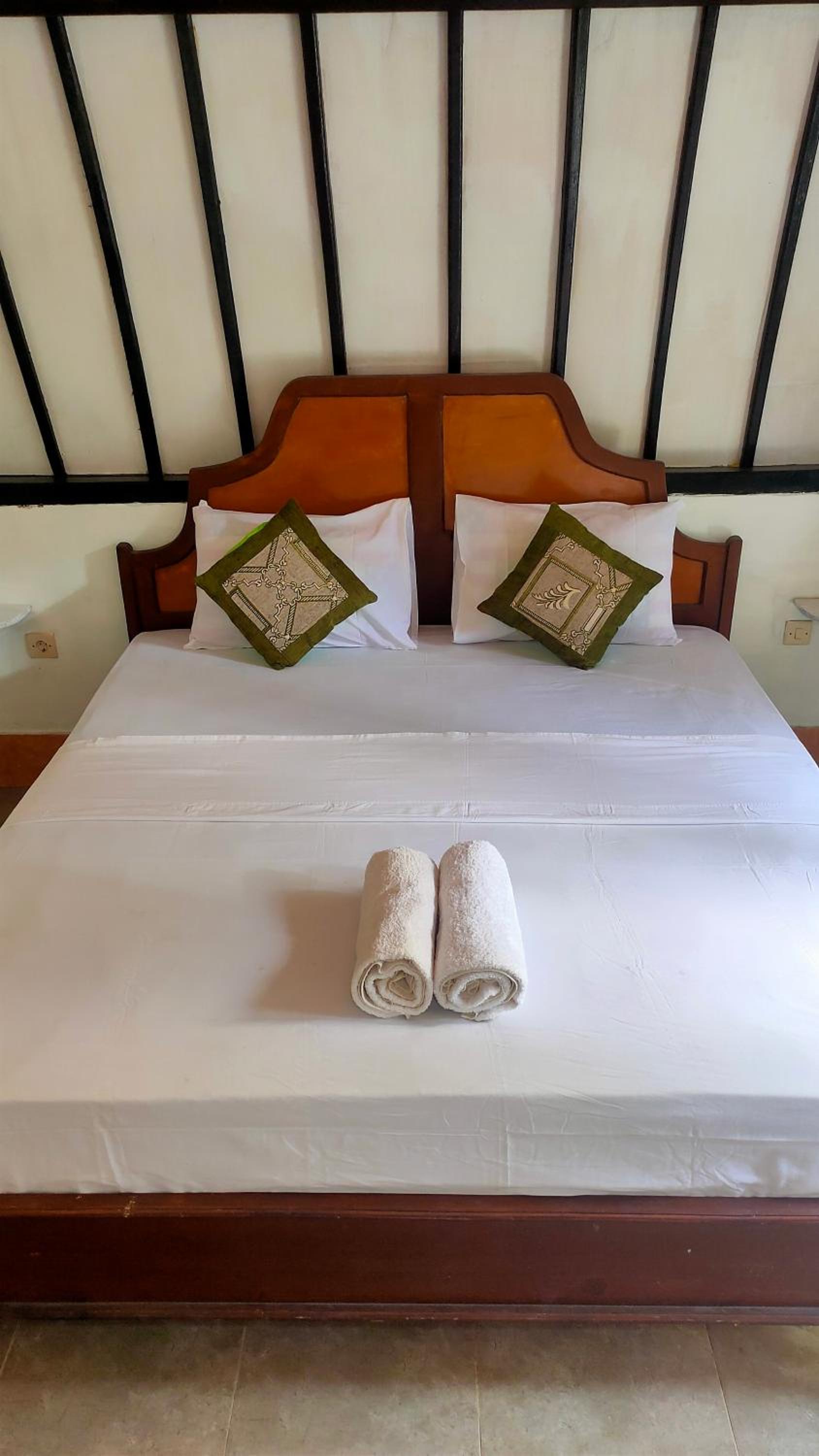 Standard Double Room with Fan photo 3