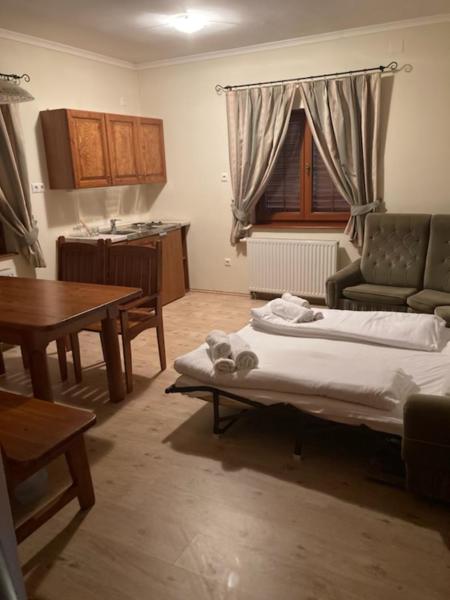 Deluxe Double Room - Photo 1
