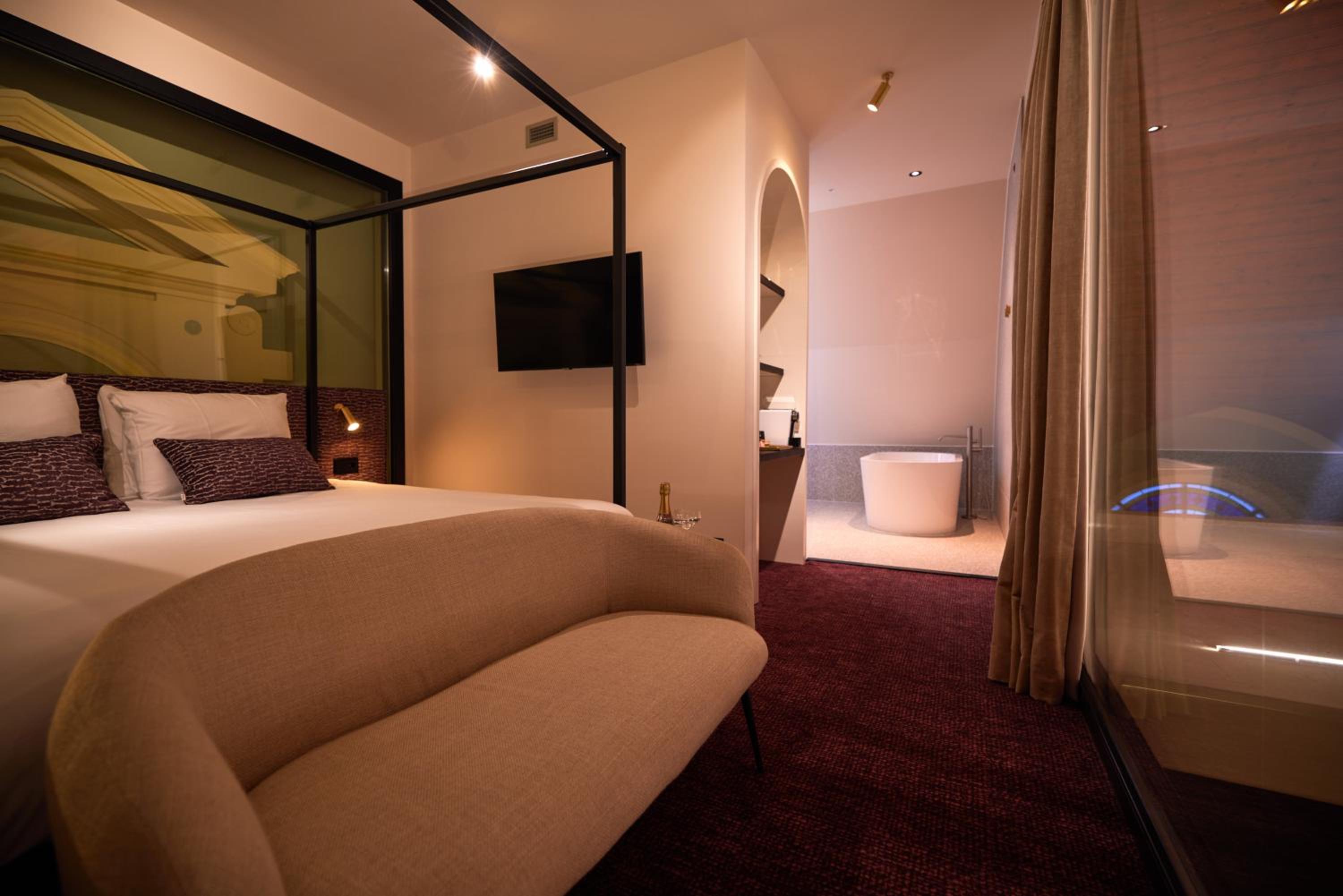 Superior Suite photo 3