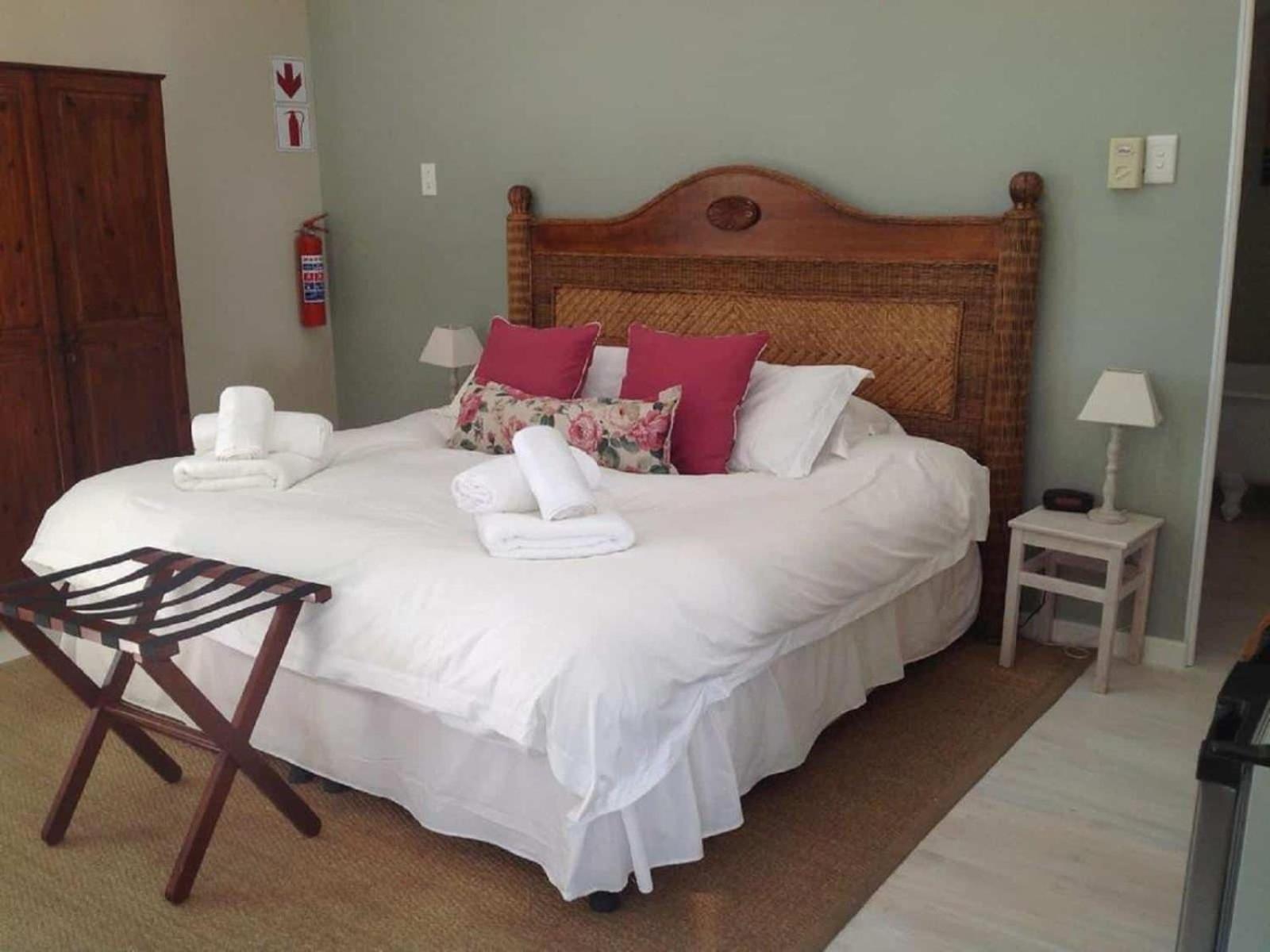 Deluxe Double Room with Balcony photo 3