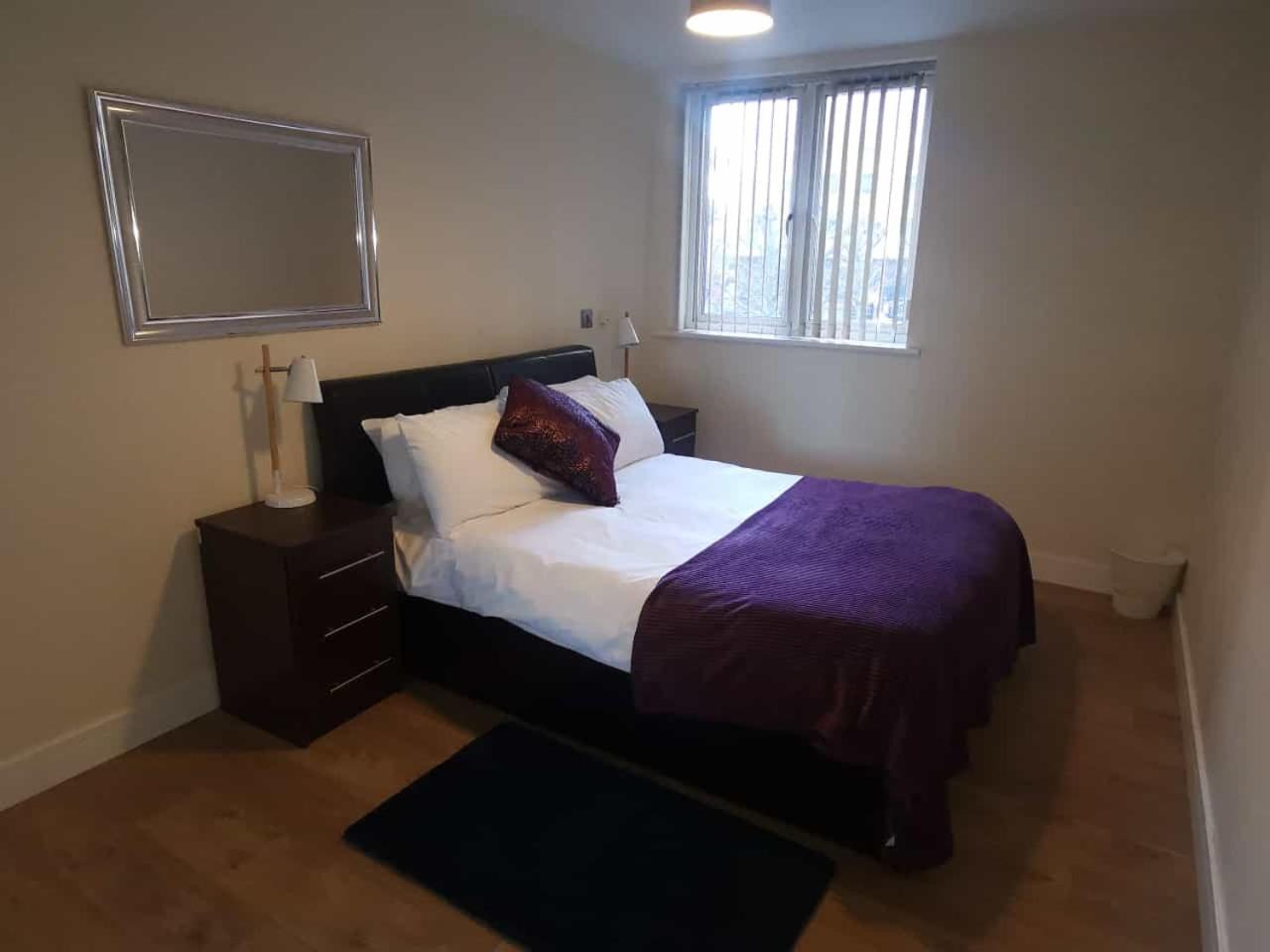 One-Bedroom Apartment - Photo 6