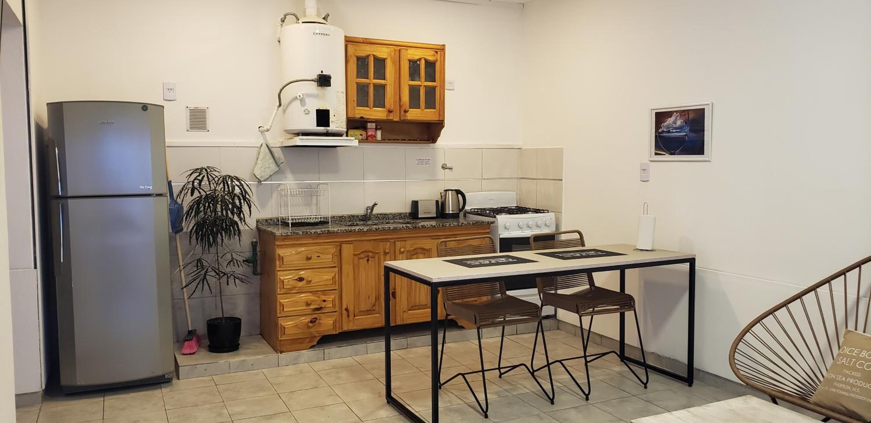 Apartment photo 2